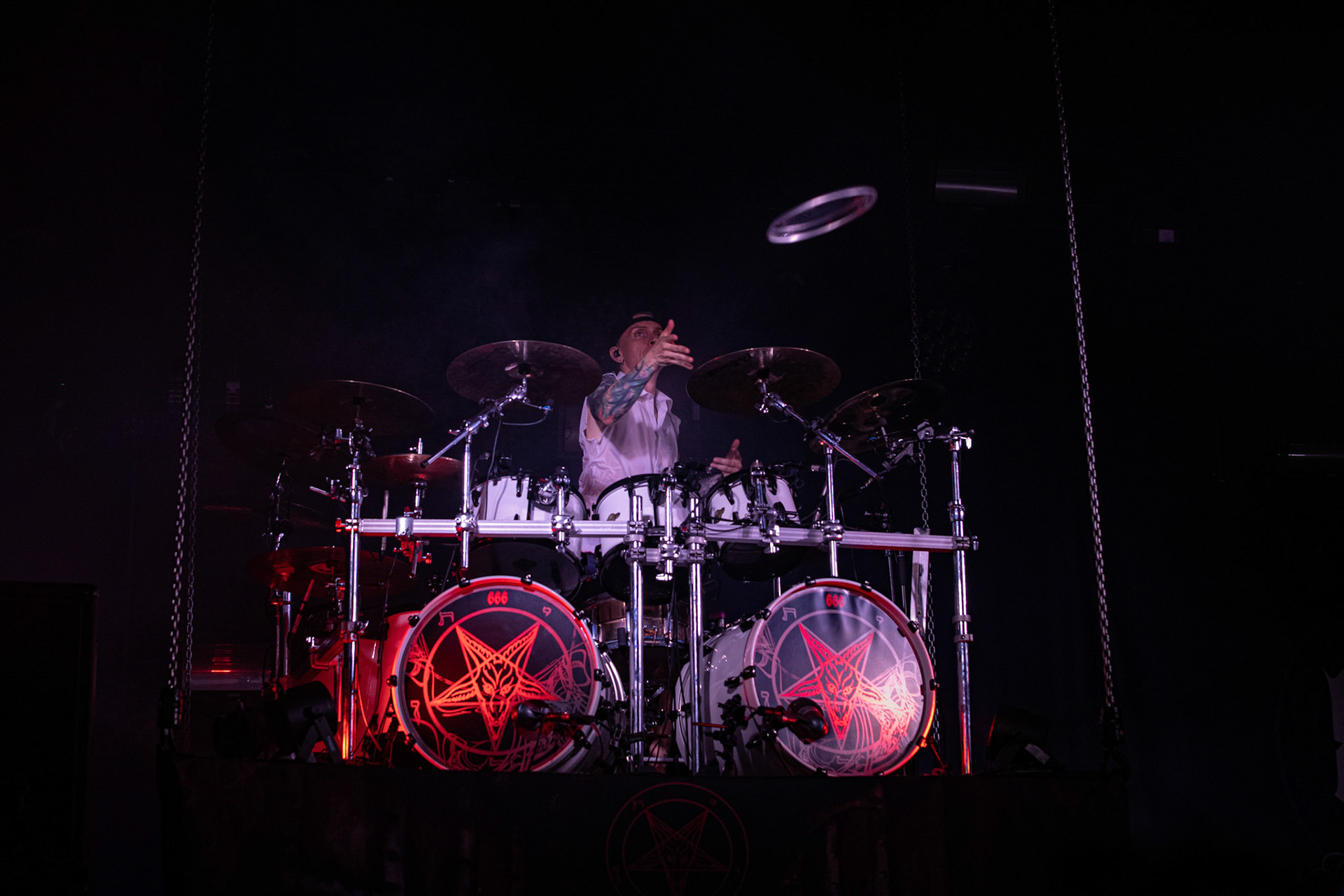 12.09.2021 - KAT i Roman Kostrzewski - koncert "Do zobaczenia w piekle" Wroclaw, Centrum Koncertowe A2.  Jacek Nowak – perkusja,fot. Andrzej kaziq Wasilkiewicz