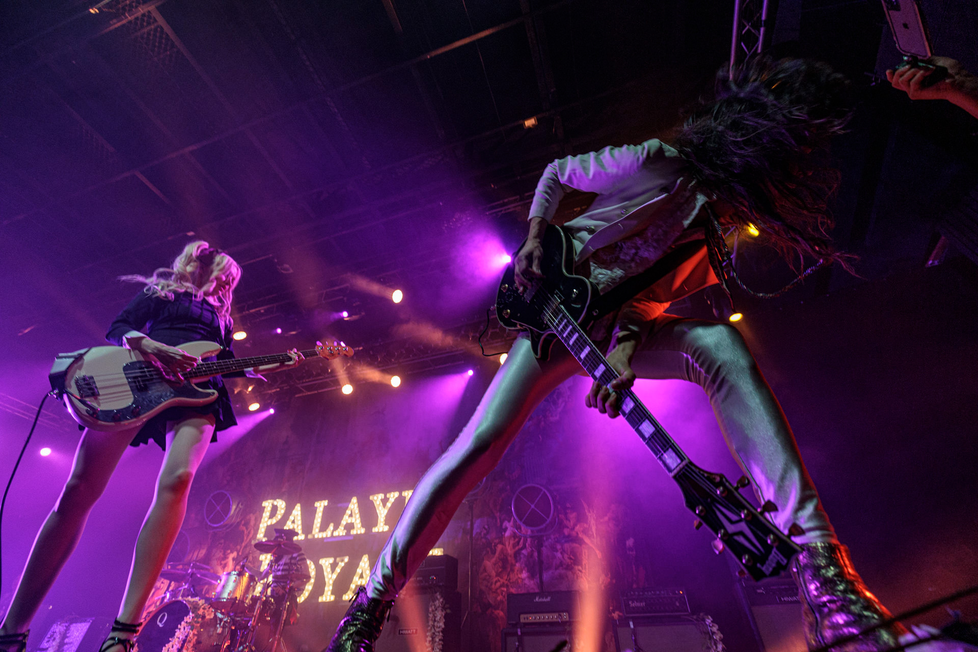 Palaye Royale - Warszawski koncert zespołu braci Kropp w Progresji. Art rock, rock and roll, glam rock, garage rock, indie rock, WiniaryBookings, fot. Andrzej Wasilkiewicz/Reporter