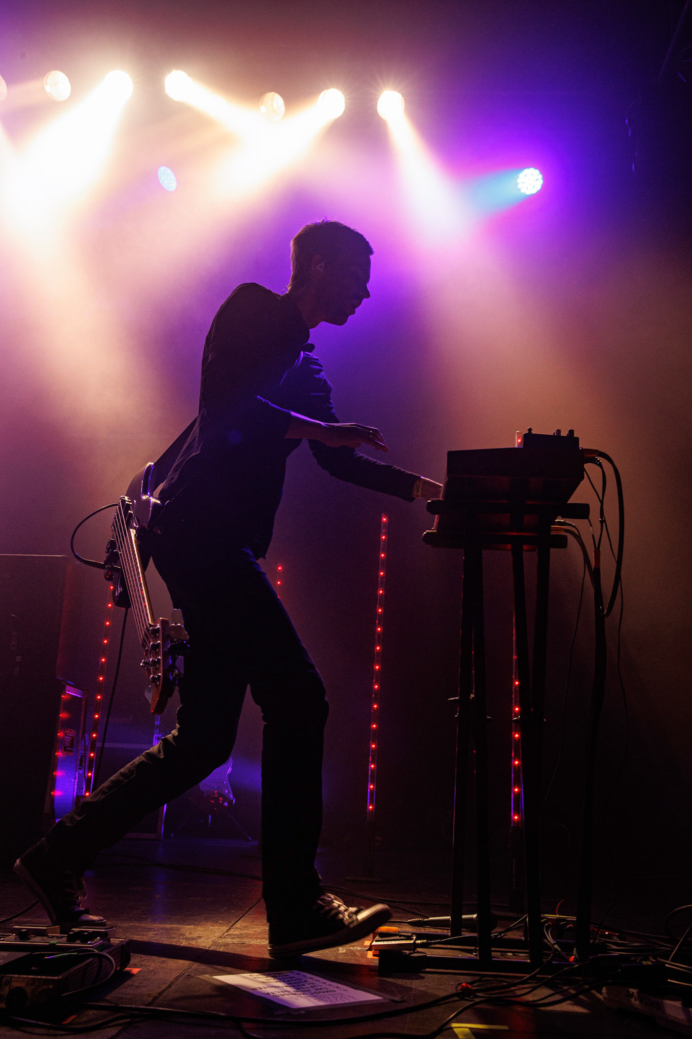 27.11.2021 TIDES FROM NEBULA koncert, Warszawa klub Progresja,Knock Out Productions, Mystic Production,Post-rock, muzyka alternatywna, progresywny rock.n/z Maciej Karbowski – gitara, instrumenty klawiszowen/z Przemek Weglowski – gitara basowan/z Tomasz Stolowski – perkusjaFot. Andrzej Wasilkiewicz/Reporter