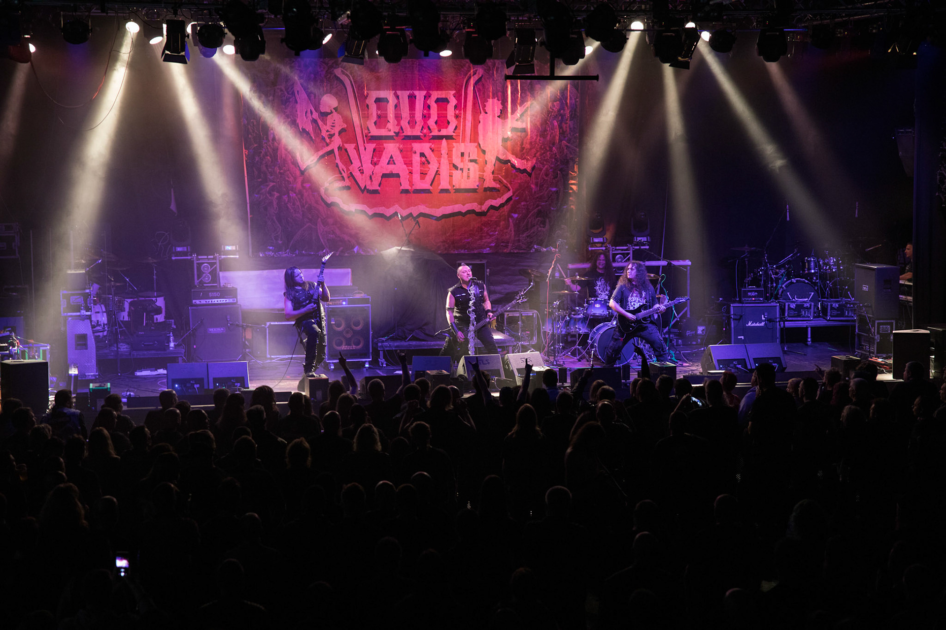 Legendy Metalu QUO VADIS - Thrash Metal - koncert Legendy Metalu w warszawskiej Progresji,
Tomasz "Skaya" Skuza - bass/vocal
Ian "Źdźbło" Bemolator- guitar
Mateusz "Matek" Lazar - guitar
Szymon "Sajmon" Synówka - drums
fot. Andrzej kaziq Wasilkiewicz