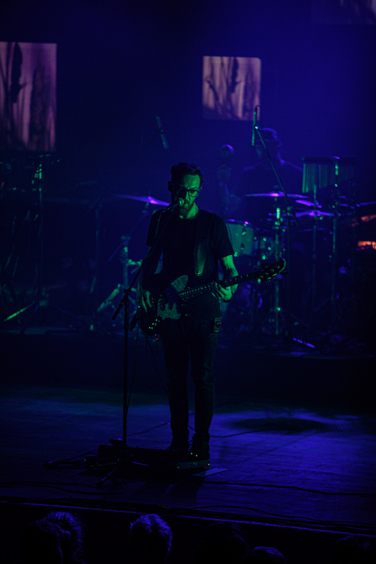 Lao Che - „Trasa Pozegnalna - No to Che”  17.11.2021 Warszawa klub Stodola.n/z Rafal „Zubr” Borycki – gitara basowa,rock alternatywny, crossover, rock, metal, folk, piosenka aktorska, elektro, słuchowisko,fot. Andrzej Wasilkiewicz/REPORTER