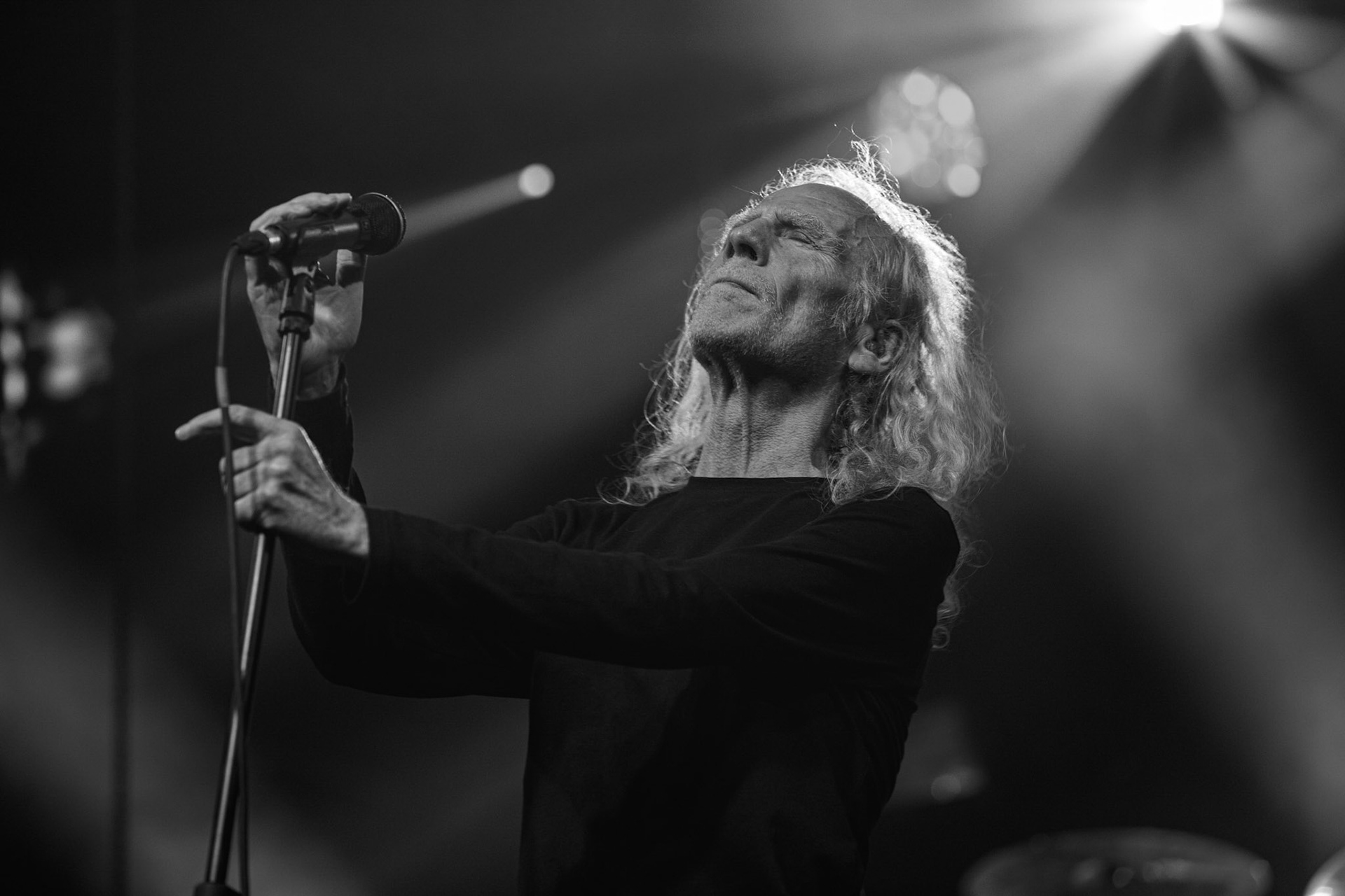 12.09.2021 - KAT i Roman Kostrzewski - koncert "Do zobaczenia w piekle" Wroclaw, Centrum Koncertowe A2.  Roman Kostrzewski – wokalJacek Nowak – perkusjaKrzysztof Pistelok – gitaraJacek Hiro – gitaraMichal Laksa – basGościnnie: Adam „Nergal” Darski (Behemoth)Piotr „Peter” Wiwczarek (Vader),Tomasz „Titus” Pukacki (Acid Drinkers)Adrian „Fred” Frelich (Dragon)Krzysztof „Fazi” Oset (ex-Kat)Piotr „Mancover” Mańkowski (Wolf Spider)Wacław „Vogg” Kiełtyka (Decapitated)Marek „Spider” Pająk (Vader)Jarek „Gronos” Gronowski (Dragon, ex-Kat)Paweł „Baitel” Pasek (Decapitated) Piotr Radecki (ex-Kat &amp; Roman Kostrzewski)fot. Andrzej kaziq Wasilkiewicz