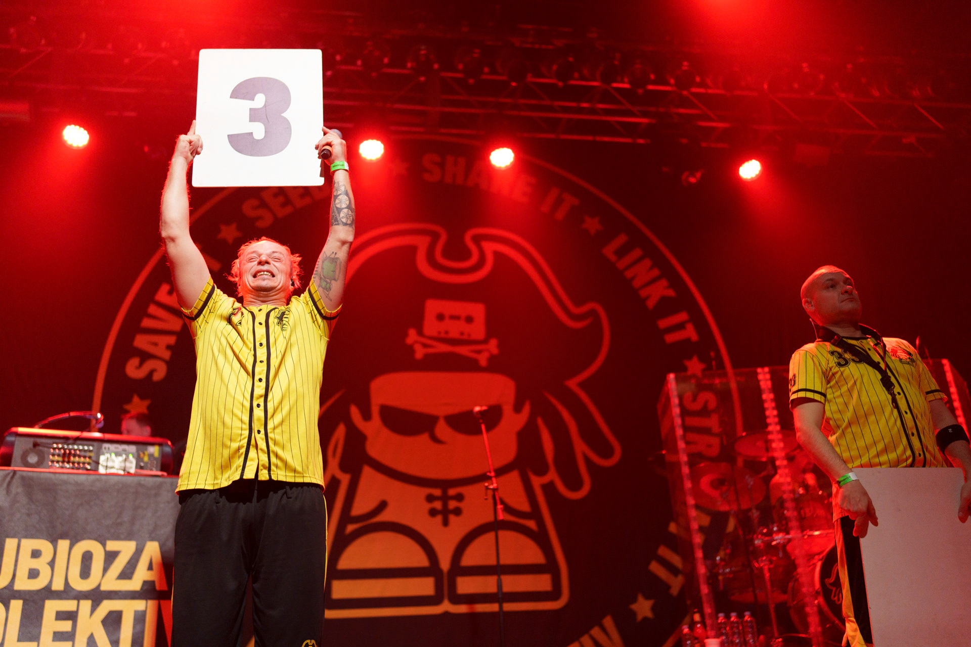 9.02.23 DUBIOZA KOLEKTIV - bosniacka grupa muzyczna, grajaca reggae, dub i rock. - Warszawa Progresja. Winiary Bookings.Fot. Andrzej Wasilkiewicz/Reporter