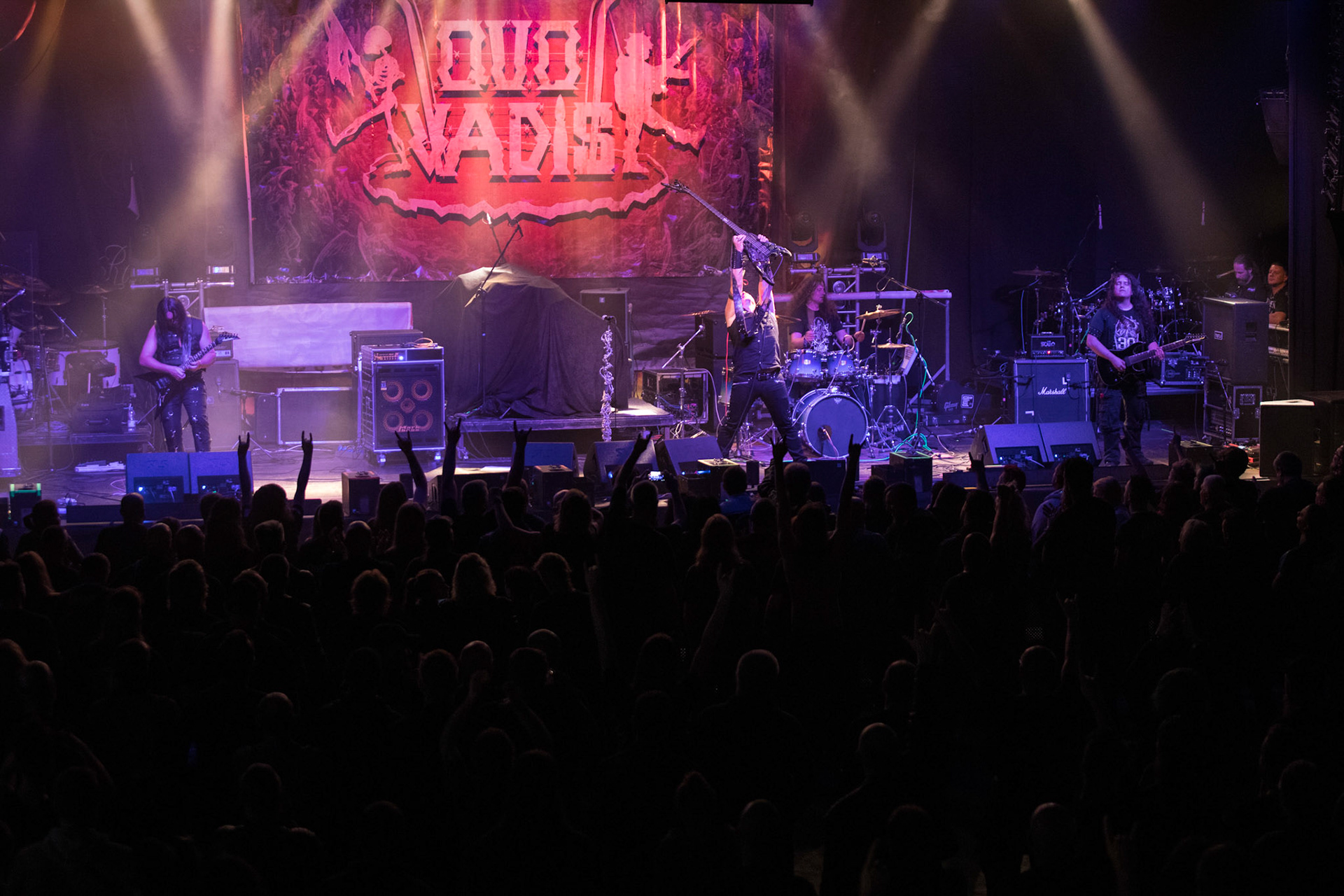 Legendy Metalu QUO VADIS - Thrash Metal - koncert Legendy Metalu w warszawskiej Progresji,
Tomasz "Skaya" Skuza - bass/vocal
Ian "Źdźbło" Bemolator- guitar
Mateusz "Matek" Lazar - guitar
Szymon "Sajmon" Synówka - drums
fot. Andrzej kaziq Wasilkiewicz