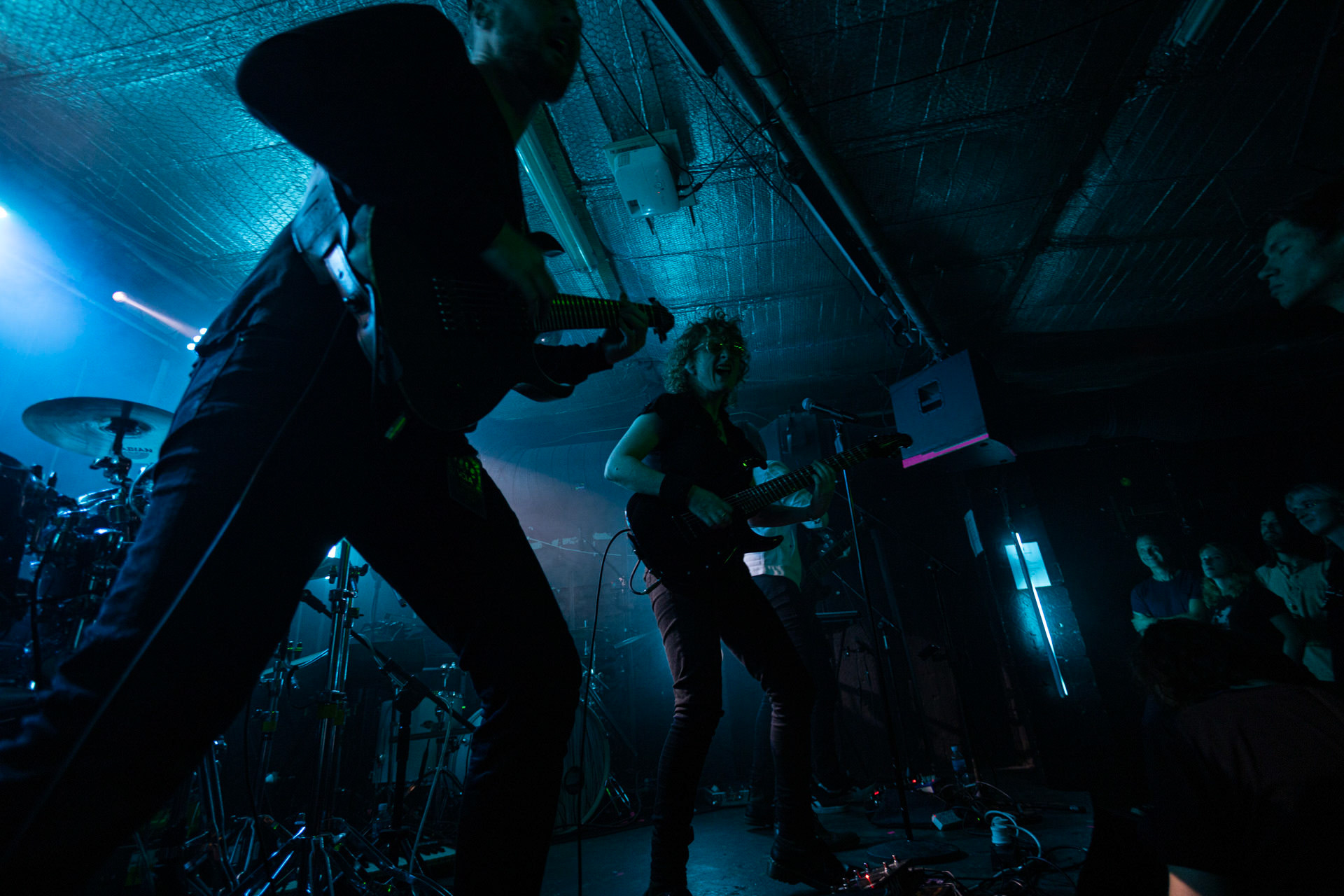 13.09.2022 VOYAGER - Warsaw pop/prog/power/rock/metal.Danny Estrin - Lead Vocals/Keys/Programming,Simone Dow - Guitars,Alex Canion - Bass/Backing Vocals,Scott Kay - Guitars,Ashley Doodkorte - Drums,Produkcja Knock Out Productions,Hydrozagadkafot. Andrzej Wasilkiewicz/kaziq.com