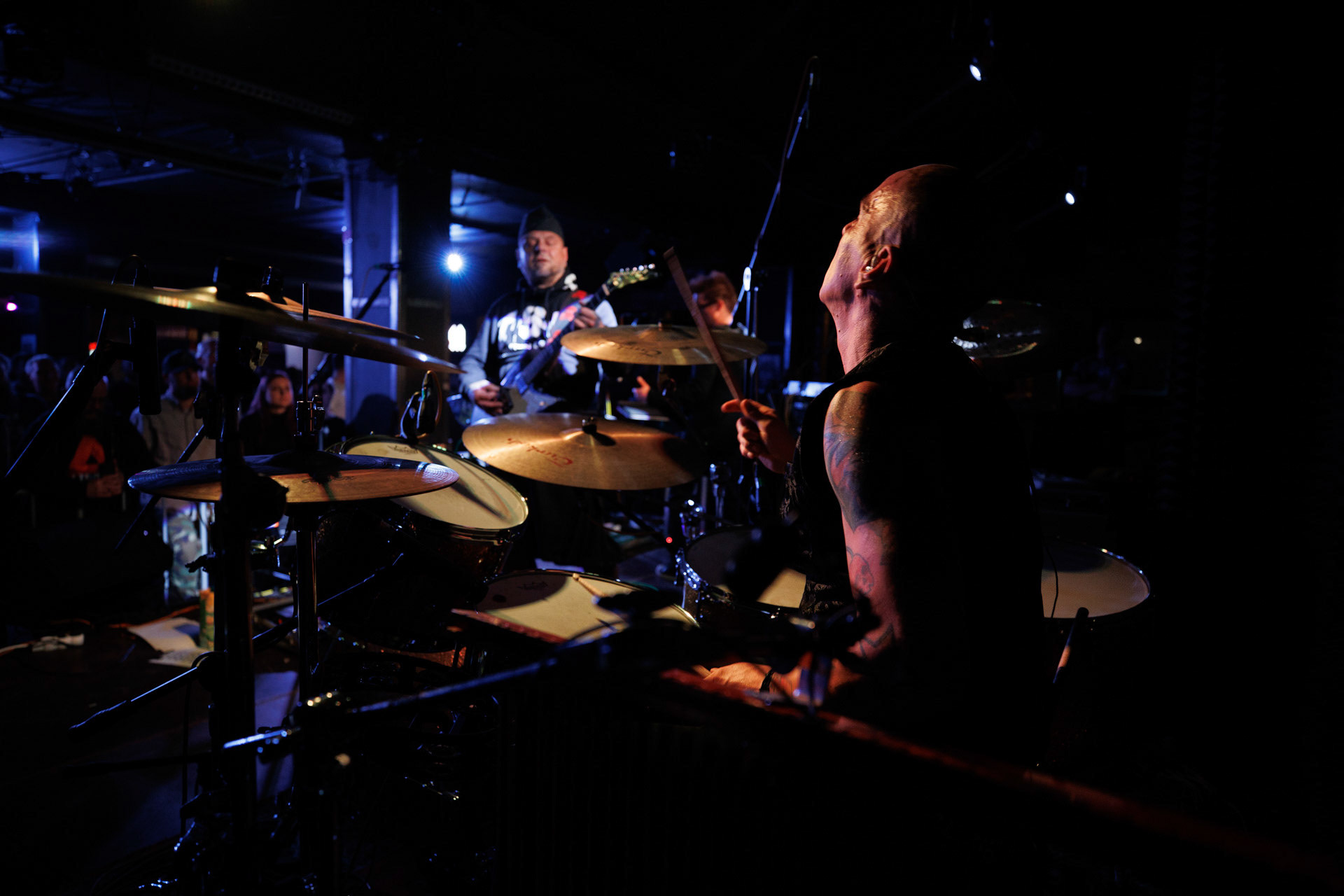 12.11.2021 Lipali - koncert Warszawa klub Remont.Najnowszy album „MOSTY, RZEKI, LUDZIE”.Lukasz Luk Jeleniewski - perkusja, Rock, rock progresywny, rock alternatywny, polski rock.fot. Andrzej kaziq Wasilkiewicz/Reporter