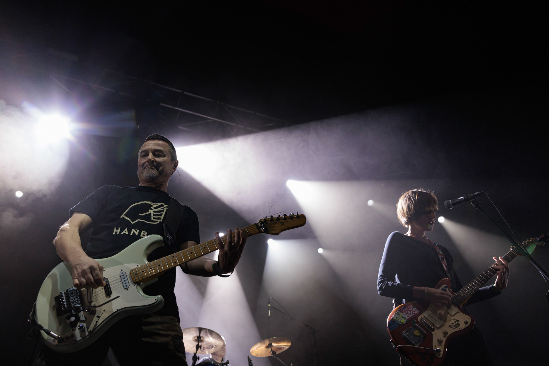 16.11.2021 Dezerter - 40 lecie,koncert Warszawa Palladium. N/z Robert Robal Matera gitara, N/z Krzysiek Grabowski perkusja,N/zJacek Chrzanowski bass, The Pau gitara, wokal,Dezerter, SS20, Punk, Punkrock, hardcore, rock.fot. Andrzej Wasilkiewicz/REPORTER