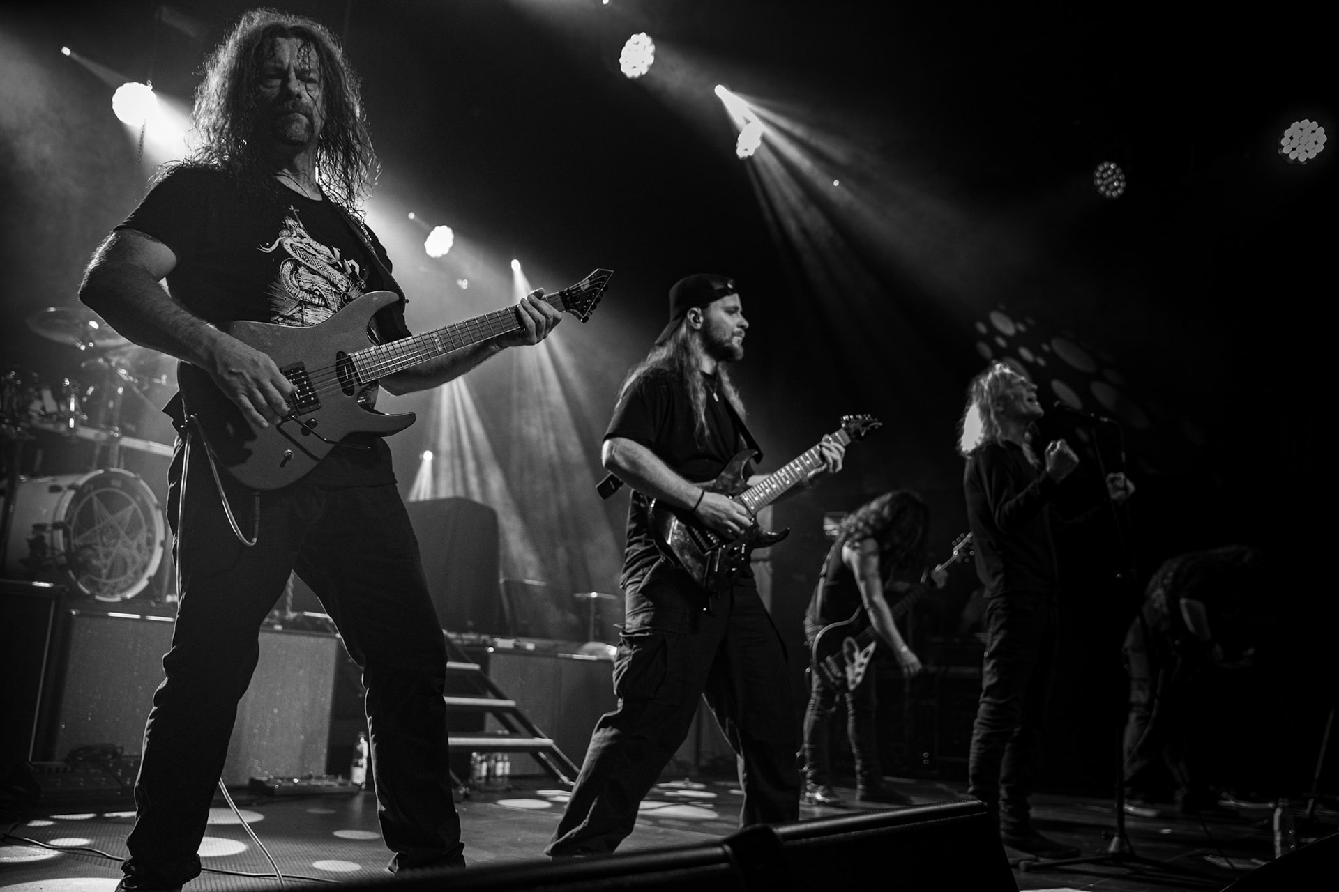 12.09.2021 - KAT i Roman Kostrzewski - koncert "Do zobaczenia w piekle" Wroclaw, Centrum Koncertowe A2.  Roman Kostrzewski – wokalJacek Nowak – perkusjaKrzysztof Pistelok – gitaraJacek Hiro – gitaraMichal Laksa – basGościnnie: Adam „Nergal” Darski (Behemoth)Piotr „Peter” Wiwczarek (Vader),Tomasz „Titus” Pukacki (Acid Drinkers)Adrian „Fred” Frelich (Dragon)Krzysztof „Fazi” Oset (ex-Kat)Piotr „Mancover” Mańkowski (Wolf Spider)Wacław „Vogg” Kiełtyka (Decapitated)Marek „Spider” Pająk (Vader)Jarek „Gronos” Gronowski (Dragon, ex-Kat)Paweł „Baitel” Pasek (Decapitated) Piotr Radecki (ex-Kat &amp; Roman Kostrzewski)fot. Andrzej kaziq Wasilkiewicz