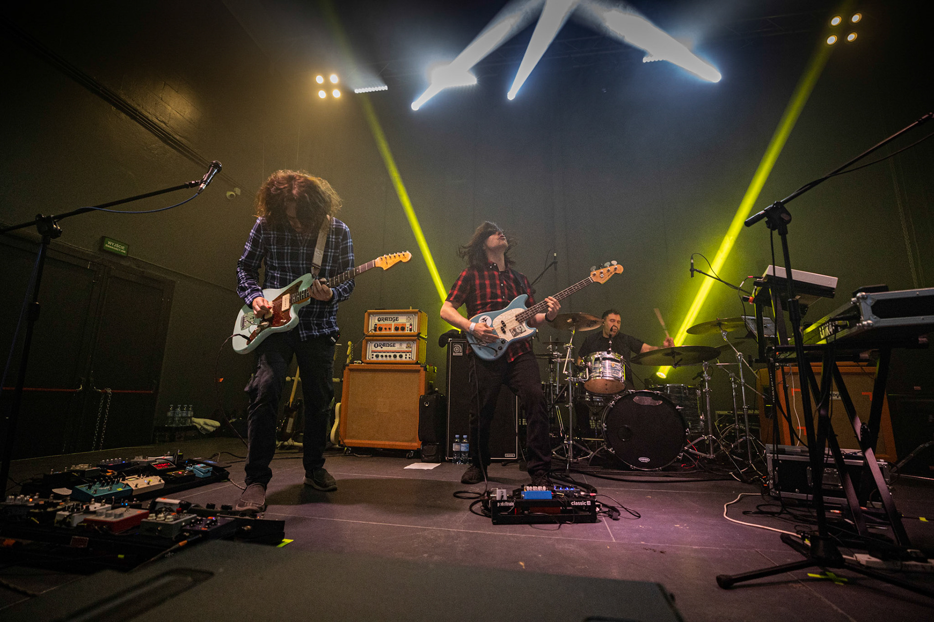 10.04.2022 God Is An Astronaut - Warszawa, klub Niebo. 20-te urodziny pierwszego,  albumu “The Beginning of the End”Napalm Records - post-rock, instrumental, space-rock. Winiary Bookings.Torsten Kinsella – wokal, gitara,Niels Kinsella – gitara basowa, gitaraJamie Dean – instrumenty klawiszowe, syntezatory, gitara,Gazz Carr – gitara,Lloyd Hanney – perkusja,fot. Andrzej Wasilkiewicz/Reporter