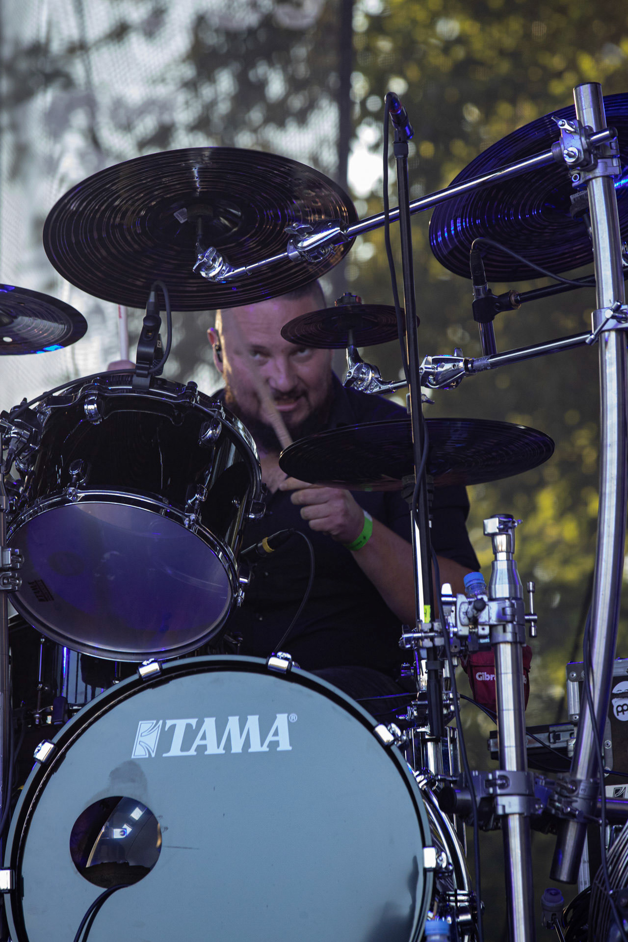 Hunter - postpandemoniczny koncert z okazji XXXV-lecia.Progresja - Gramy do Woli, Warszawa.Dariusz „Daray” Brzozowski – perkusja, Letnia Scena Progresji.fot. Andrzej Wasilkiewicz/Reporter