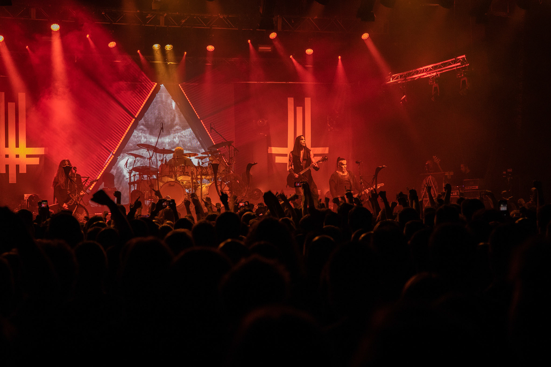 14.12.2018r. Behemoth koncert Merry Christless - Warszawa Progresja, Adam "Nergal" Darski – gitara, wokal prowadzący, 
Zbigniew "Inferno" Promiński – perkusja,
Tomasz "Orion" Wróblewski – gitara basowa, Patryk "Seth" Sztyber – gitara,  fot. Andrzej Wasilkiewicz/Reporter