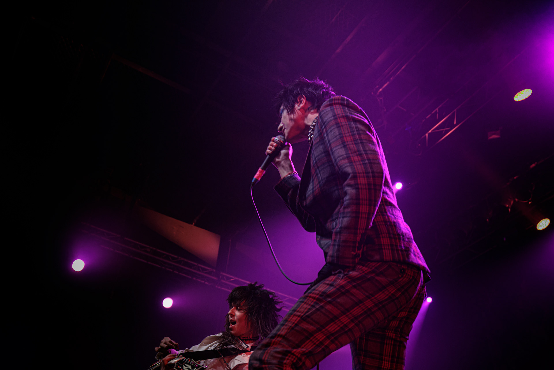 Palaye Royale - Warszawski koncert zespołu braci Kropp w Progresji. Art rock, rock and roll, glam rock, garage rock, indie rock, WiniaryBookings, fot. Andrzej Wasilkiewicz/Reporter