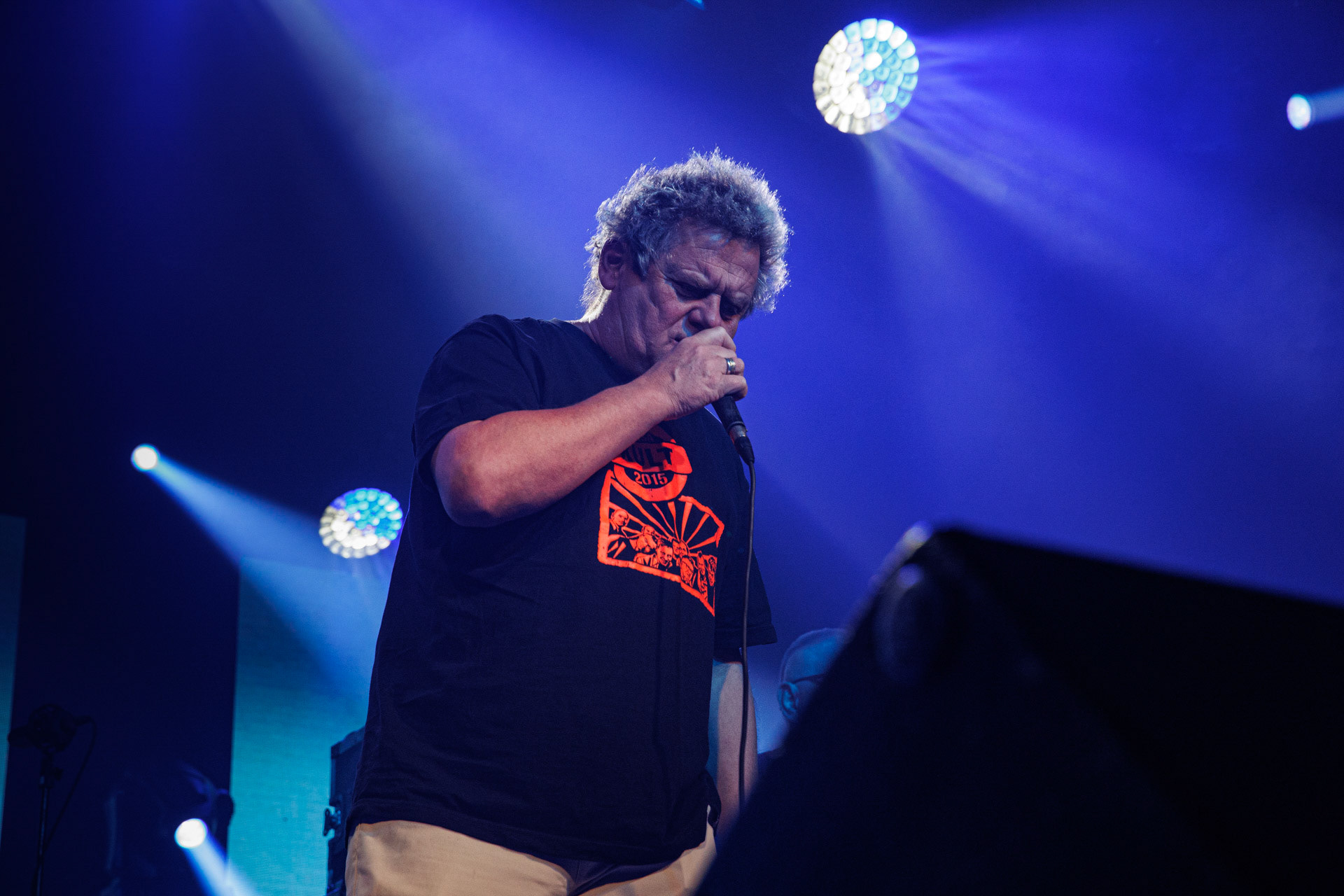 15.01.2022 KULT - koncert Pomaranczowa Trasa 2021/2022 - Warszawa Stodoła, Kult konczy w doskonalej formie przeniesiony z jesieni ostatni koncert Pomaranczowej Trasy 2021, publicznosc nie zawiodla, pelna sala.   n/z Tomasz Goehs perkusja,Rock, rock progresywny, rock alternatywny, punk, nowa fala, polski rock.fot. Andrzej kaziq Wasilkiewicz/Reporter