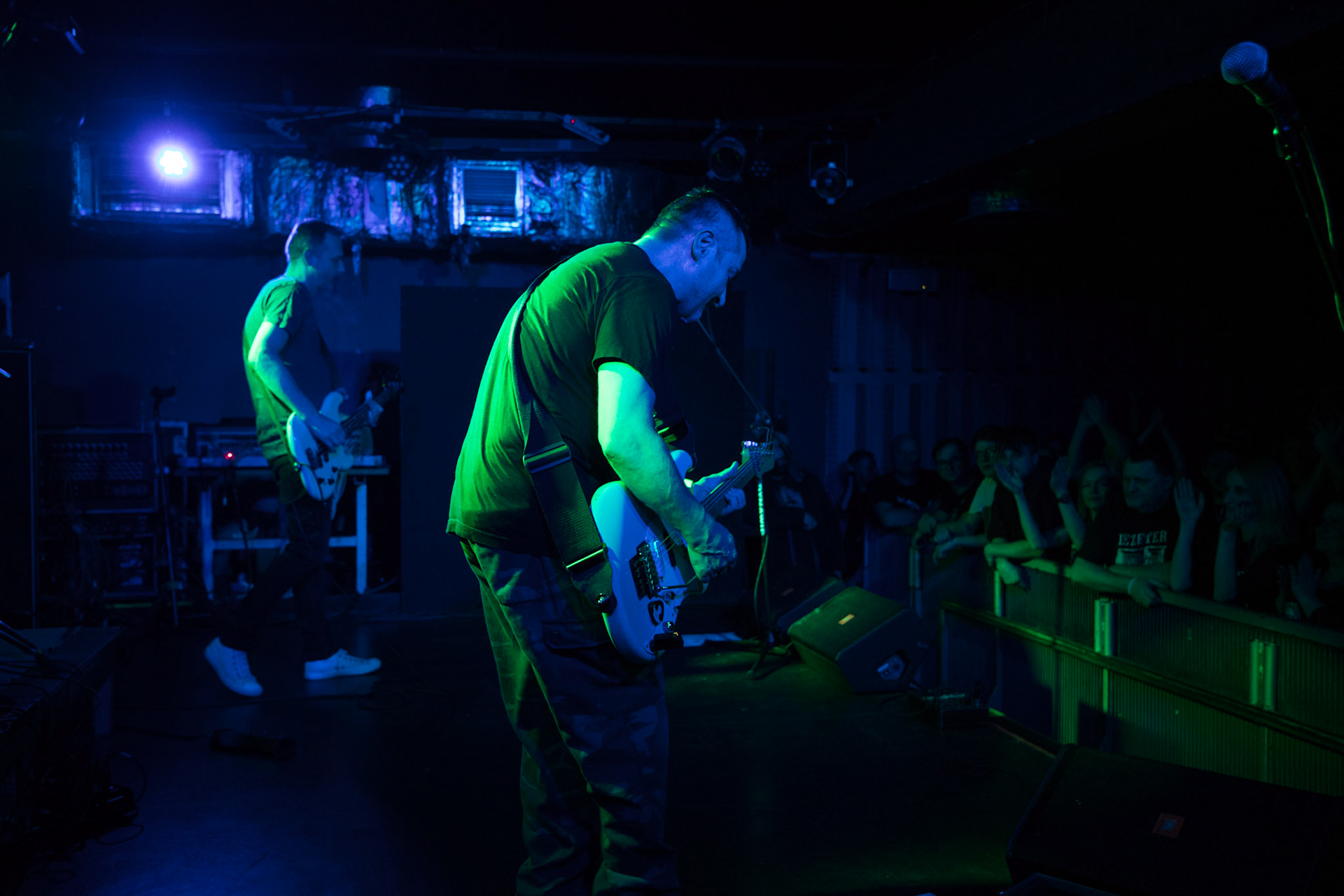 9.12.2017r Dezerter koncert Proxima, Robert Robal Matera gitara, wokal, Krzysztof Grabowski perkusja , Jacek Chrzanowski gitara basowa fot. Andrzej Wasilkiewicz/Reporter