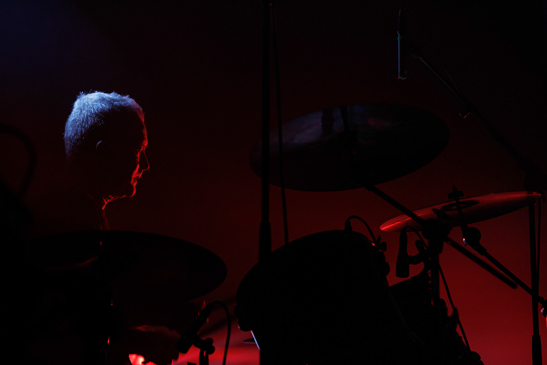 16.11.2021 Dezerter - 40 lecie,koncert Warszawa Palladium. N/z Robert Robal Matera gitara, N/z Krzysiek Grabowski perkusja,N/zJacek Chrzanowski bass, Dezerter, SS20, Punk, Punkrock, hardcore, rock.fot. Andrzej Wasilkiewicz/REPORTER