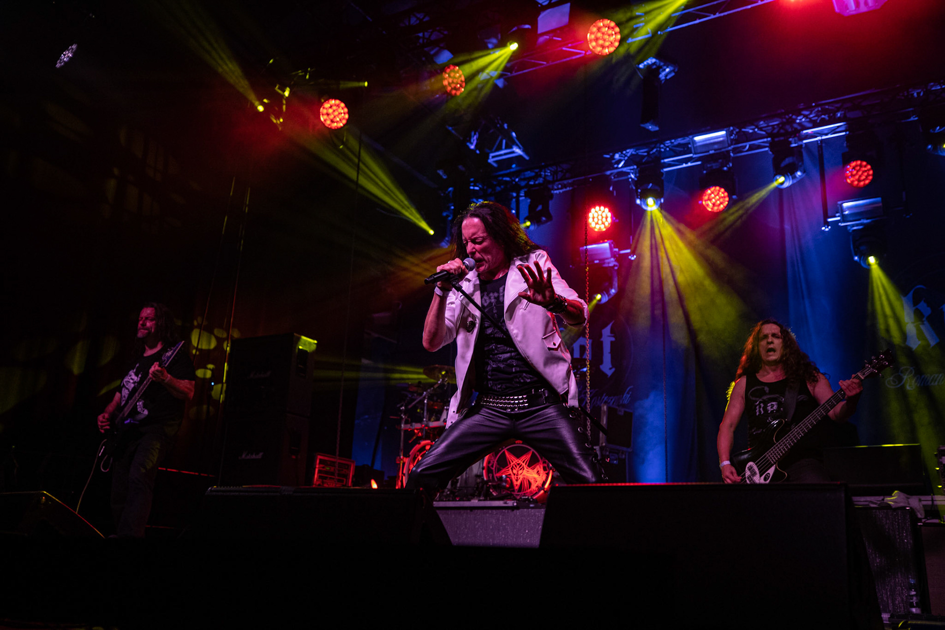 12.09.2021 - KAT i Roman Kostrzewski - koncert "Do zobaczenia w piekle" Wroclaw, Centrum Koncertowe A2.  Tomasz „Titus” Pukacki (Acid Drinkers) - wokal, fot. Andrzej kaziq Wasilkiewicz