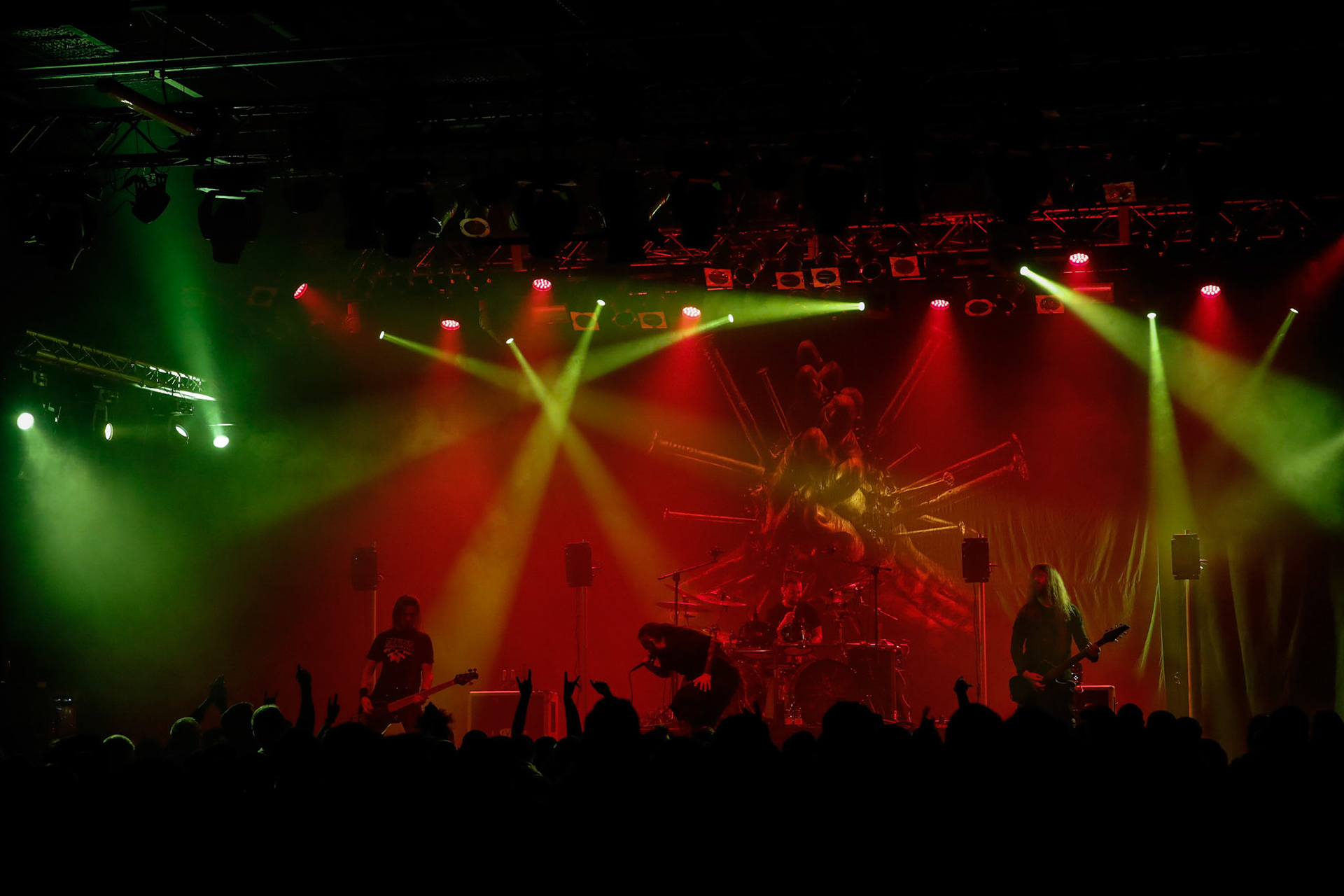 30.11.2018 Knock Out Tour 2018 - Warszawa Progresja - DECAPITATED - techniczny death metal, groove metal,

Wacław „Vogg” Kiełtyka gitara,
Rafał "Rasta" Piotrowski wokal, 
Michał "Młody" Łysejko perkusja,
Hubert Więcek gitara basowa, fot. Andrzej Wasilkiewicz/Reporter