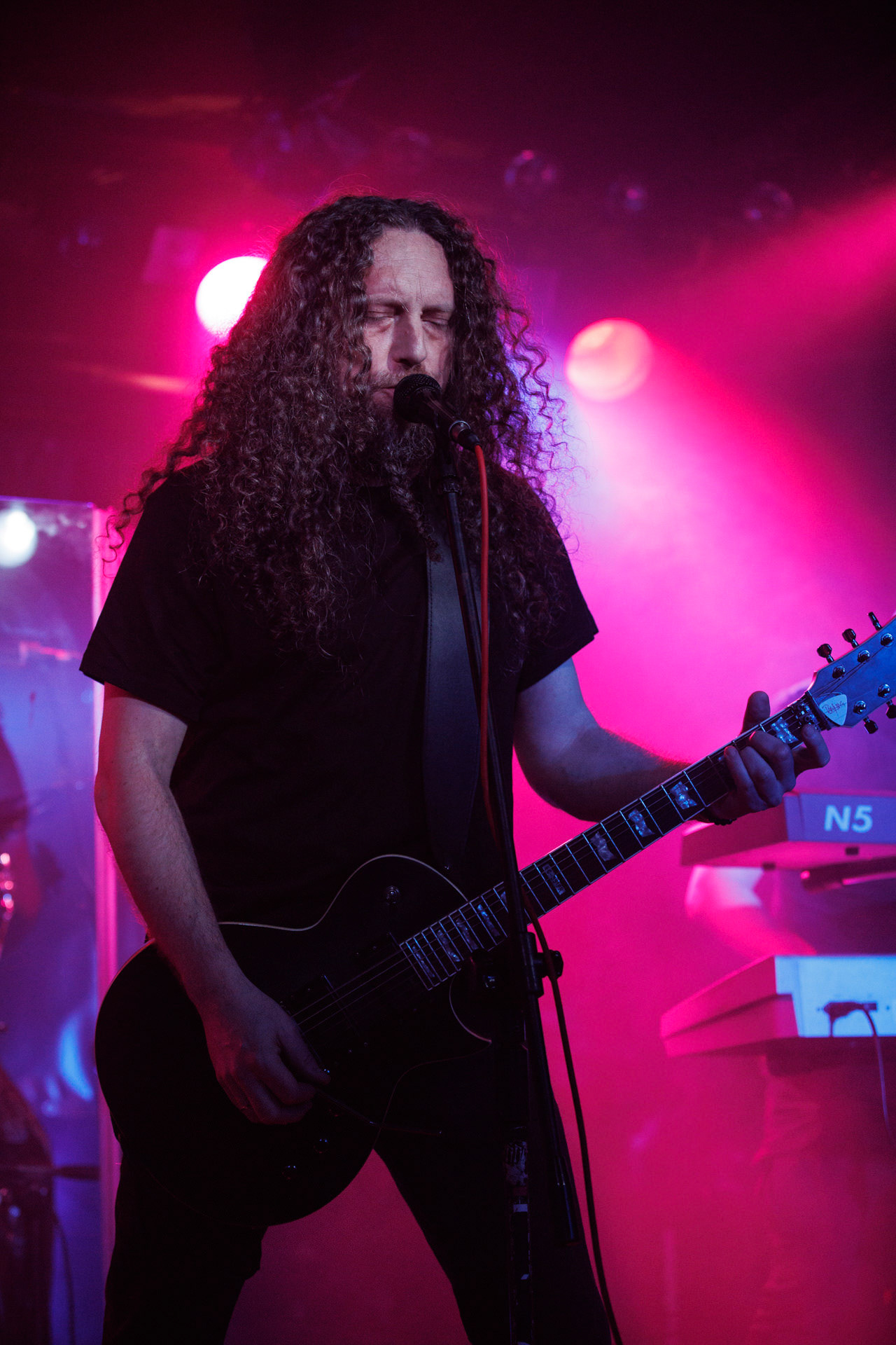 Painthing - death, doom metal.Koncert Czwarta Fala MMXXII klub VooDoo Warszawa.n/z Kuba Grobelny – guitar, vocal, n/z Bartłomiej Kaczor – guitar, n/z Darek Ojdana – keys, n/z Jan Rajkow-Krzywicki – bass,n/z Tomasz Śwital – drums,Fot. Andrzej Wasilkiewicz/kaziq.com