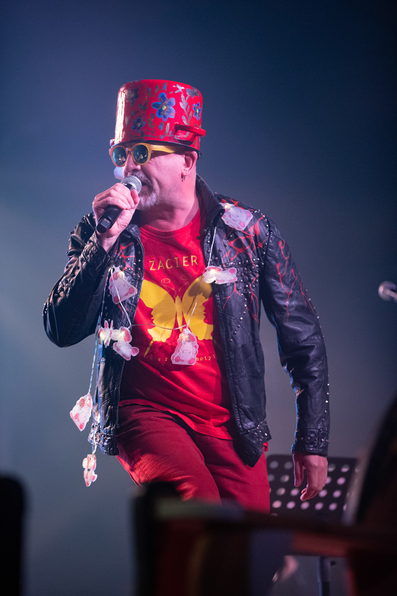 KULT - koncert w Trasy AKUSTIK 2021 - klub Stodola Warszawa 4.06.2021 n/z Kazik Staszewski wokal,Wojciech Jabłonski gitara,Piotr Morawiec gitara,Ireneusz Werenski bas,Tomasz Goehs perkusja,Konrad Wantrych klawisze,Janusz Zdunek trabka,Mariusz Godzina saksofony,Jarosław Wazny puzon,Rock, rock progresywny, rock alternatywny, punk, nowa fala.fot. Andrzej kaziq Wasilkiewicz/kaziq.com