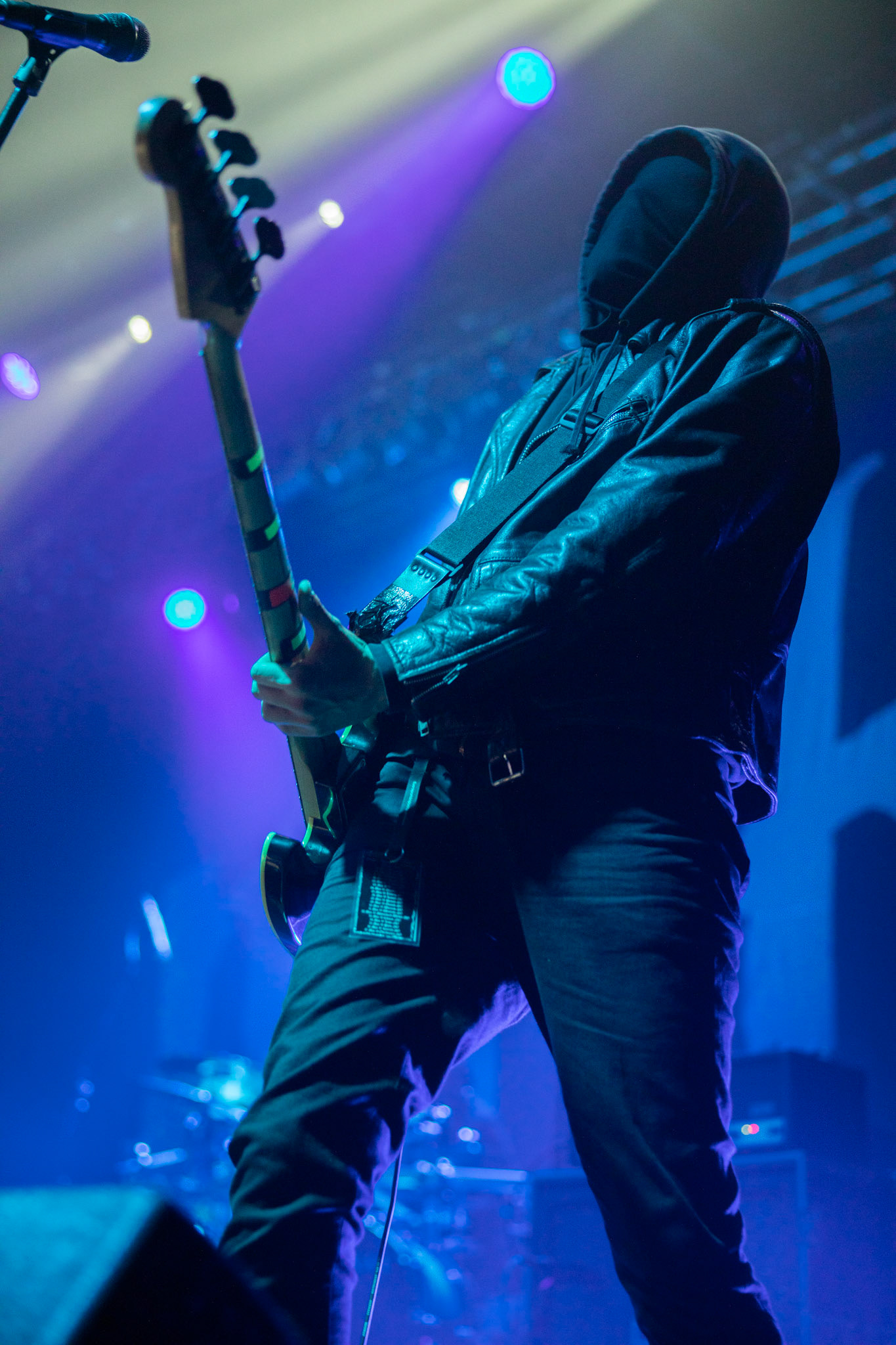 Mgła – polska grupa black metalowa powstała w Krakowie, pod przewodnictwem wokalisty i gitarzysty Mikołaja „M.” Żentary, warszawski koncert w Progresji odbył się w ramach europejskiej trasy koncertowej Mgły, organizowany przez Left Hand Sounds, metal, blackmetal,  Andrzej Wasilkiewicz/Reporter