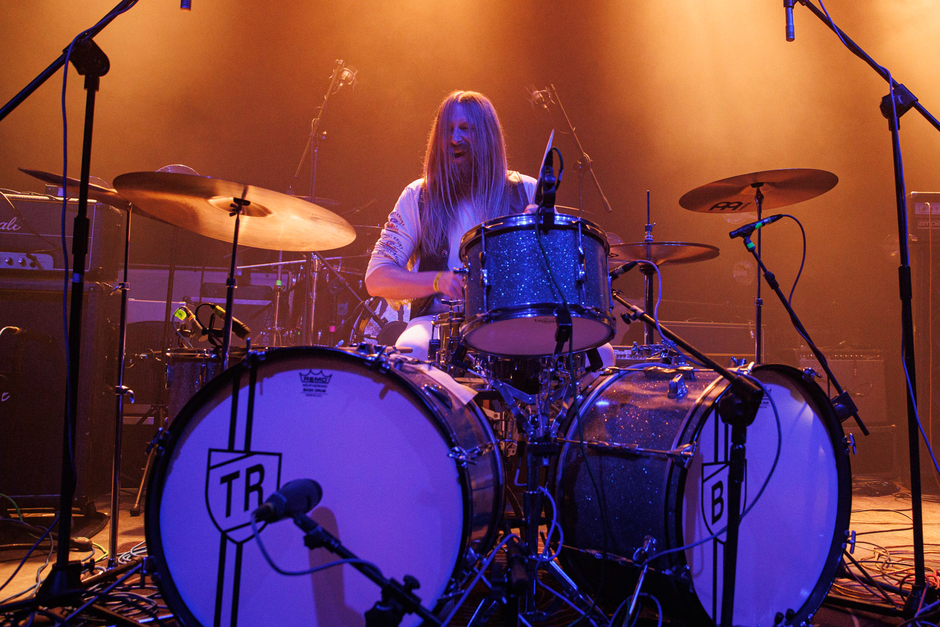 22.01.2022 - Taraban - support Me And That Man, warszawska Progresja.n/z Kris Gonda - perkusja,Taraban to krakowskie power-trio, bluesa, prog-rocka oraz proto-metal.fot. Andrzej kaziq Wasilkiewicz/Reporter