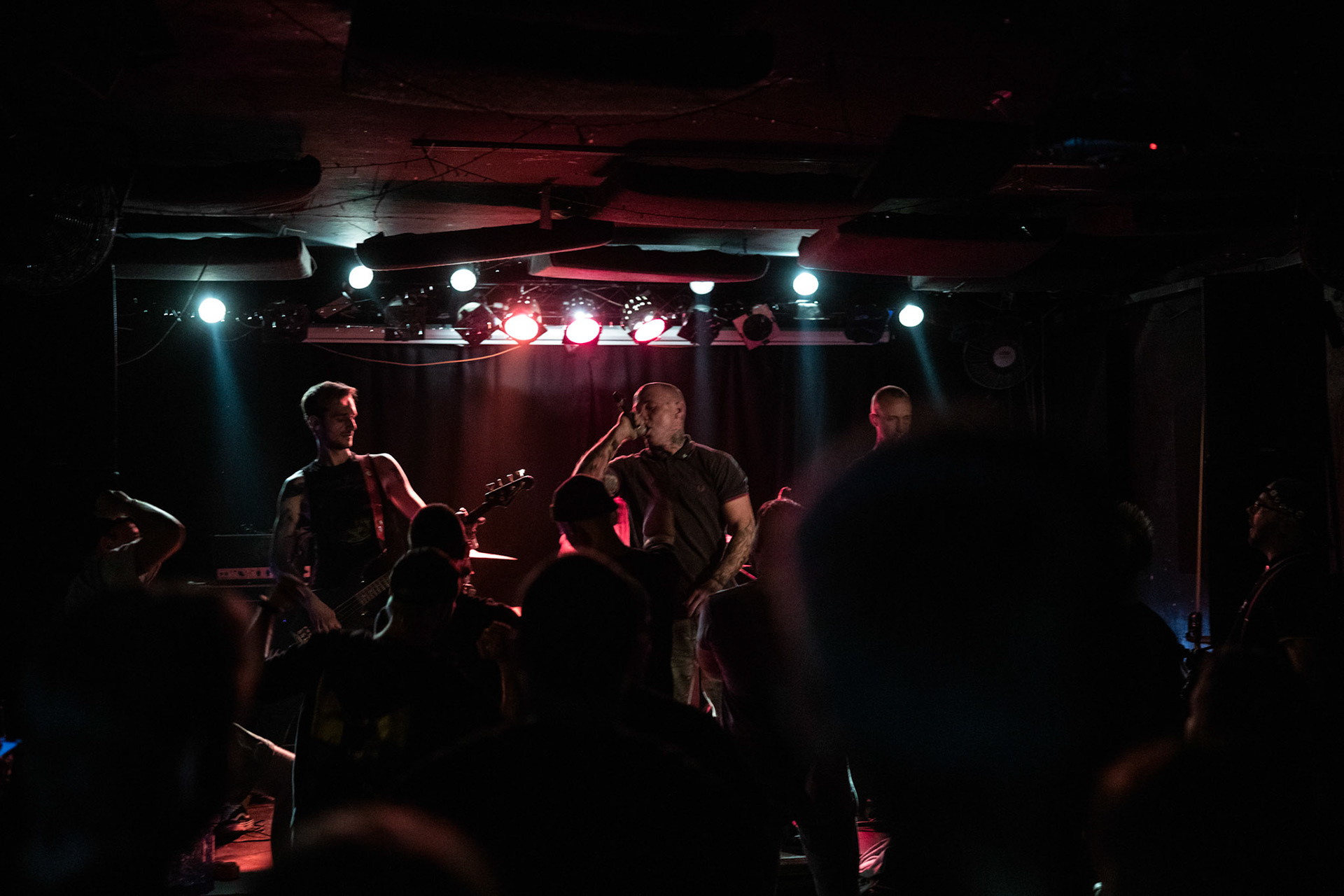 MISTER X Grodno,Białoruś - punk/oi/streetpunk
okręt flagowy białoruskiego street punka
wokalista Igor Bancer działacz Związku Polaków na Białorusi
koncert Warszawa, Pogłos, WiniaryBookings fot. Andrzej Wasilkiewicz/Reporter