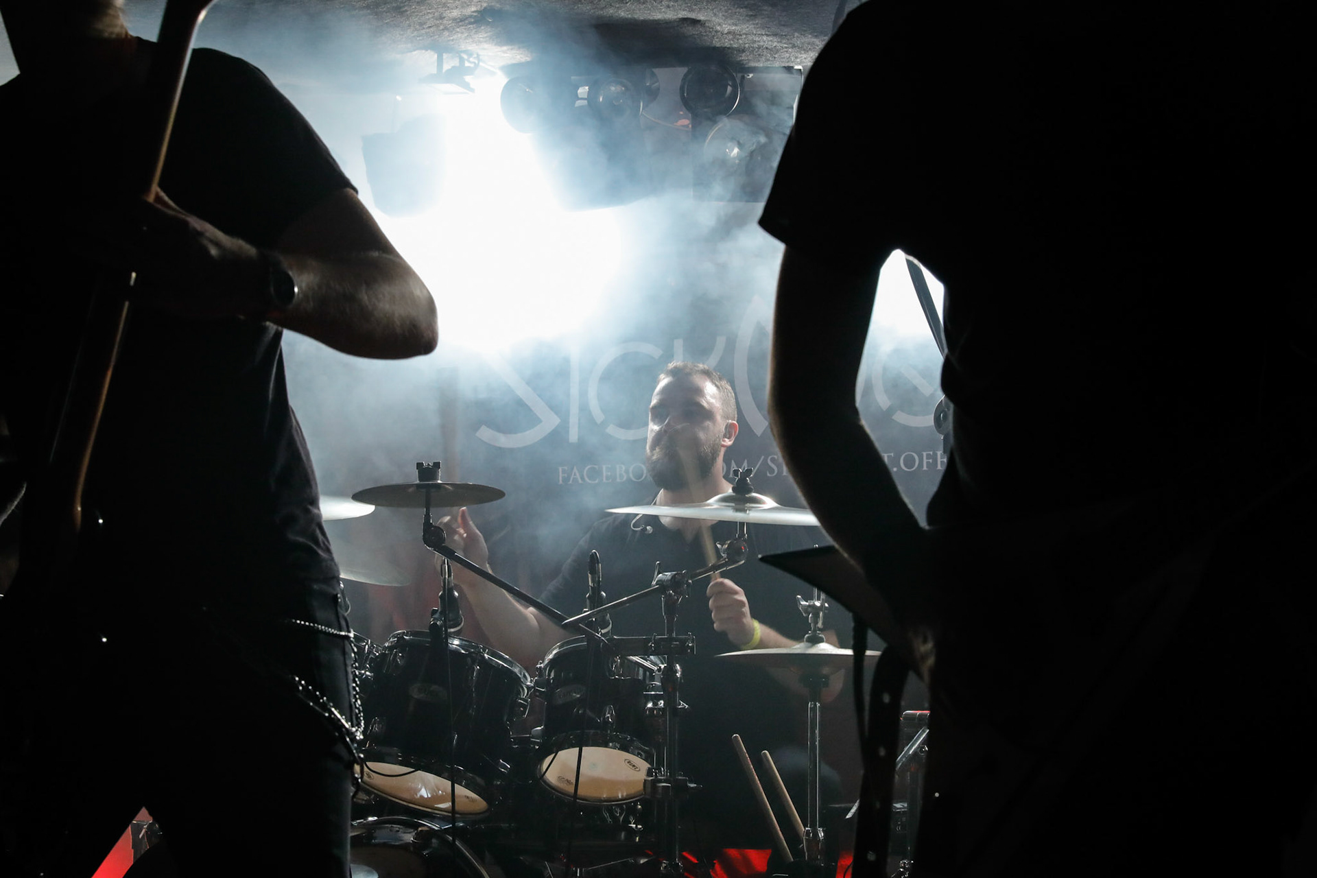 SICKNEST - Katowice - Sosnowiec, Polska, 
Metal, Progressive, Experimental,

Dawid Broniszewski - Drums,
Adam Banas - Guitars,
Pawel Cygan - Guitars,
Krzysztof Mazurek - Bass,
Artur Nowak - Keyboards,
MIchal Ewertowski - Vocals,