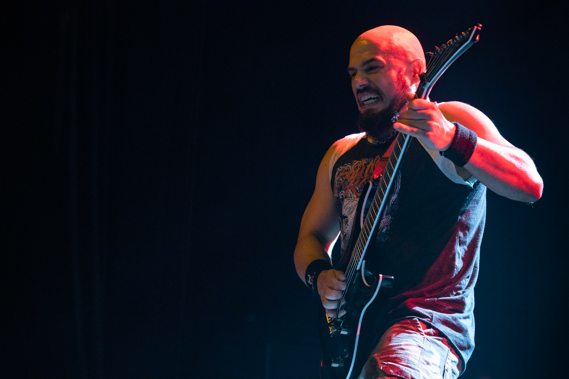 nz. Marc Rizzo gitara,  
Europejska trasa koncertowa Return Beneath Arise - Cavalera Conspiracy. 
Max i Iggor Cavalera ex-Sepultura.
Koncert w warszawskiej Progresji 20.11.2019
Live Nation Polska
groove metal, thrash metal, metal, 
fot. Andrzej Wasilkiewicz/Reporter