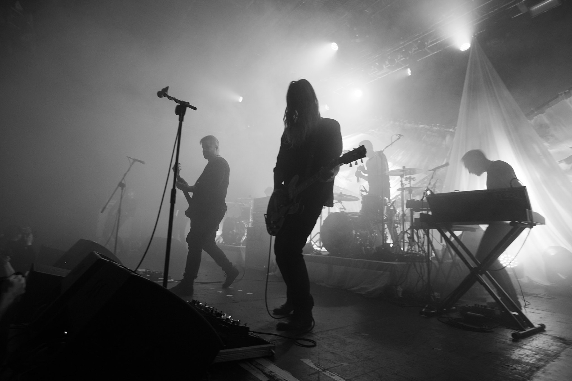 Cult of Luna Warszawa Klub Progresja 
Postmetal, Sludge metal, atmospheric metal, posthardcore, 

Johannes Persson - Guitars and Vocals
Magnus Lindberg - Drums and Studio-Engineering
Andreas Johansson - Bass
Fredrik Kihlberg - Guitars and Vocals
Kristian Karlsson - Keyboard and Vocals
Thomas Hedlund - Drums and Percussion
Winiary Bookings, Earache, Hydra Head Records,
photo Andrzej Wasilkiewicz