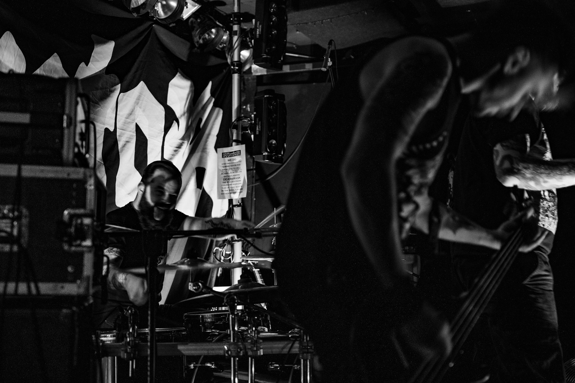 Mentor koncert w Warszawie, trasa Innowiercy Tour 2019
Black Metal Rock And Roll,
Raum's Chord - Guitar
Leviathan's Punch - Drums 
Gusion's Drone - Bass
King Of Nothing - Vocals
Knock Out Productions
fot. Andrzej Wasilkiewicz/REPORTER