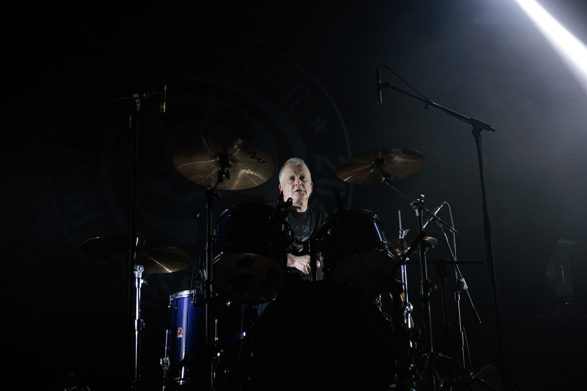 16.11.2021 Dezerter - 40 lecie,koncert Warszawa Palladium. N/z Robert Robal Matera gitara, N/z Krzysiek Grabowski perkusja,N/zJacek Chrzanowski bass, Dezerter, SS20, Punk, Punkrock, hardcore, rock.fot. Andrzej Wasilkiewicz/REPORTER