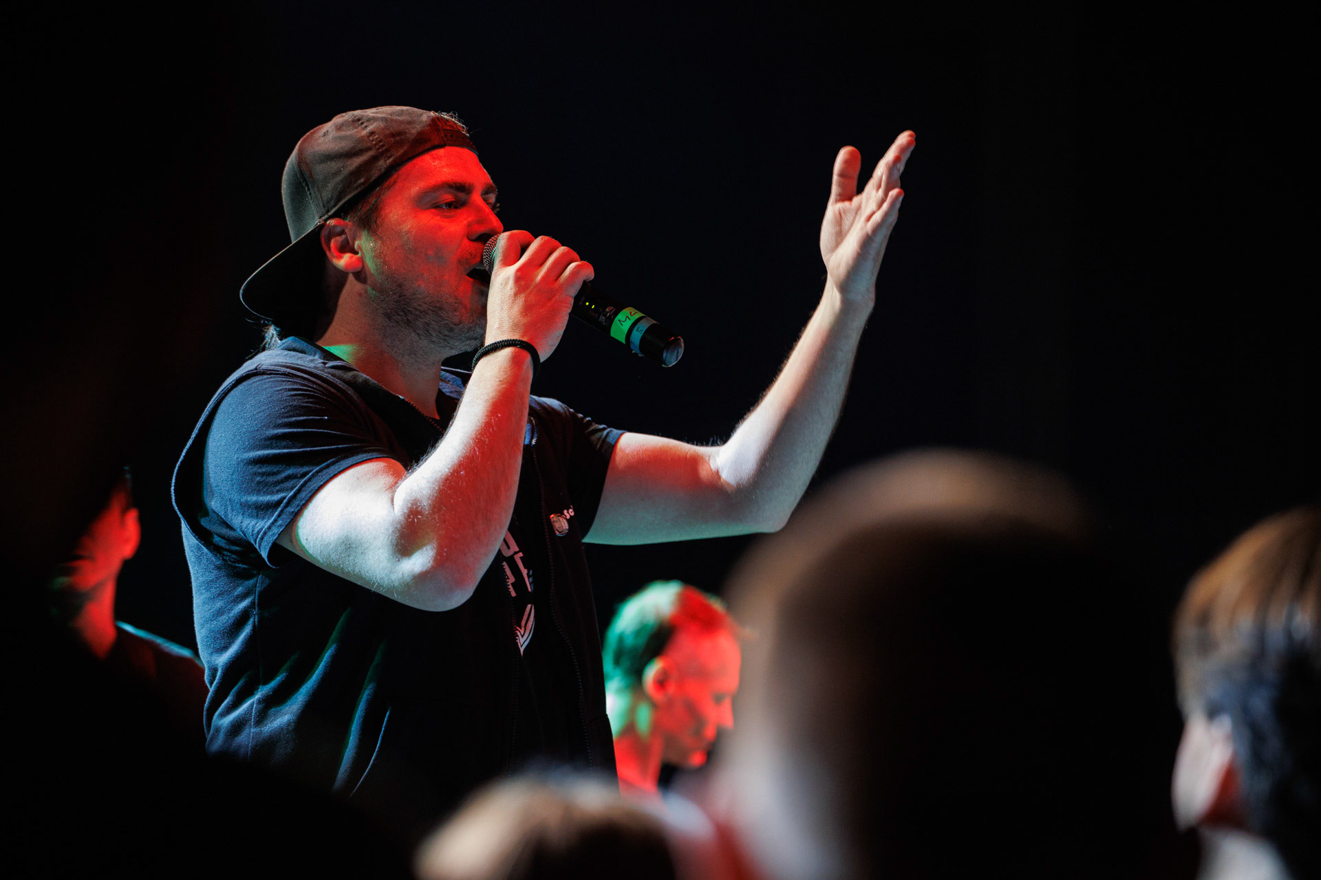 30.11.2021 koncert Dog Eat Dog - USA - hardcore, punkrock, rap, metal, hip hop, reggae, soul, funk,n/z Dave Neabore (bass), n/z John Connor (vocals), n/z Brandon Finley (drums), n/z Roger Hammerli (guitar),n/z Bozez (sax &amp; beer),koncert Warszawa, Progresja 25 lat albumu Play Games -  Dog Eat Dog.fot. Andrzej Wasilkiewicz/Reporter