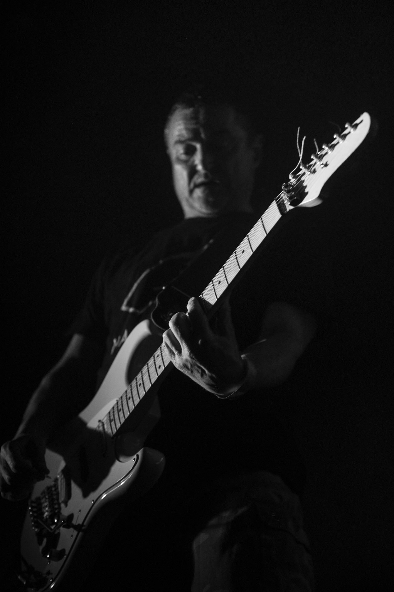 16.11.2021 Dezerter - 40 lecie,koncert Warszawa Palladium. N/z Robert Robal Matera gitara, N/z Krzysiek Grabowski perkusja,N/zJacek Chrzanowski bass, Dezerter, SS20, Punk, Punkrock, hardcore, rock.fot. Andrzej Wasilkiewicz/REPORTER