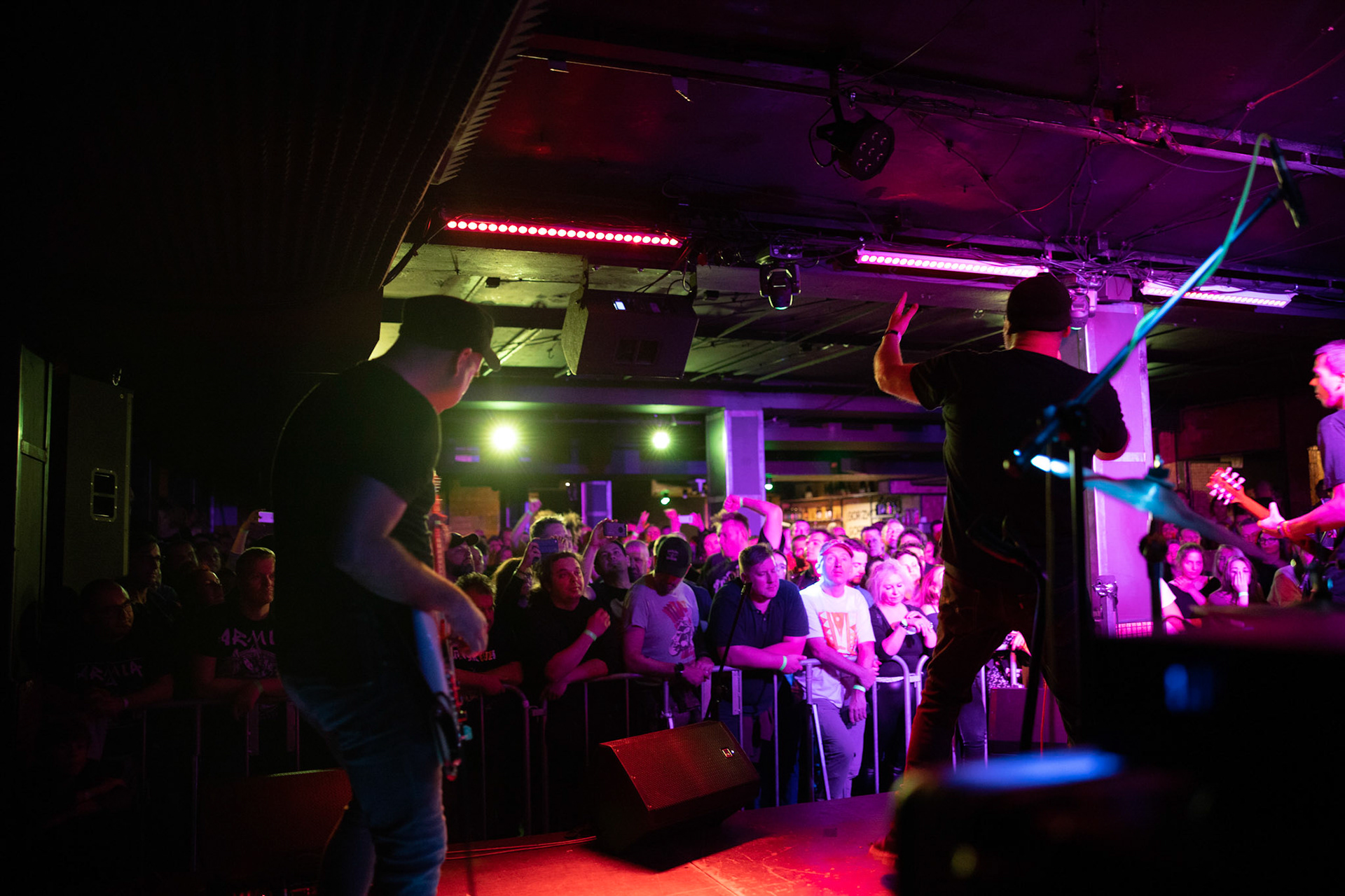 Armia - punk rock, hardcore,
Tomasz Budzyński - głos,
Stanisław Budzyński - gitara,
Jakub Bartoszewski - waltornia, instrumenty klawiszowe,
Amadeusz Kaźmierczak - perkusja,
Darek Budkiewicz - gitara basowa,
fot. Andrzej kaziq Wasilkiewicz