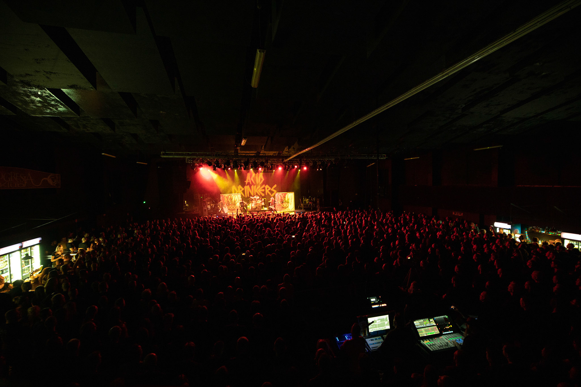 Legendy Metalu Acid Drinkers - rock, trashmetal, - koncert Legendy Metalu w warszawskiej Progresji, 

Tomasz "Titus" Pukacki 
Dariusz "Popcorn" Popowicz 
Maciej "Ślimak" Starosta 
Łukasz "Dzwon" Cyndzer
fot. Andrzej kaziq Wasilkiewicz/Reporter