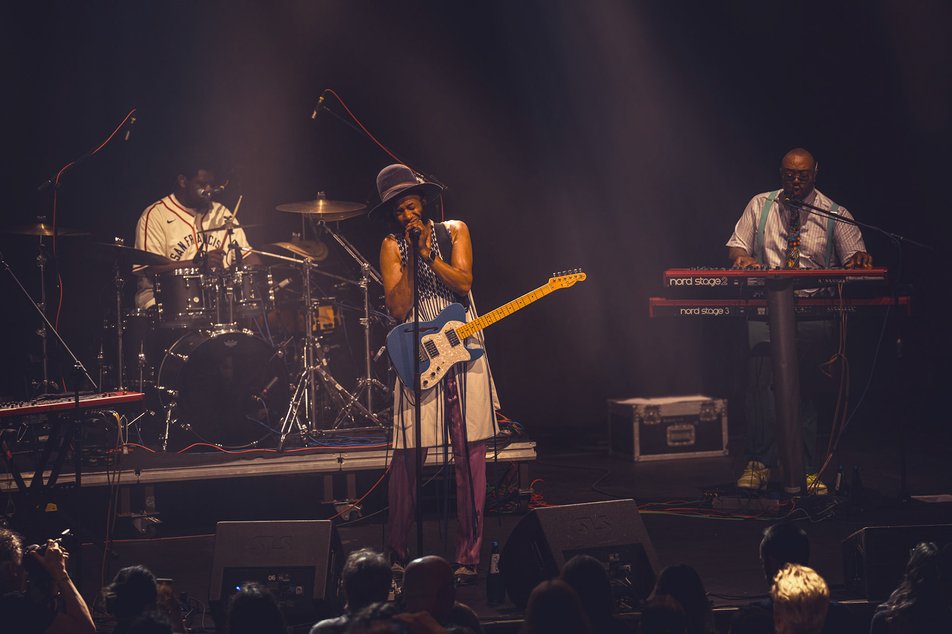 2024.07.16 Fantastic Negrito w warszawskiej Progresji  -  fot. Andrzej Wasilkiewicz kaziq.com