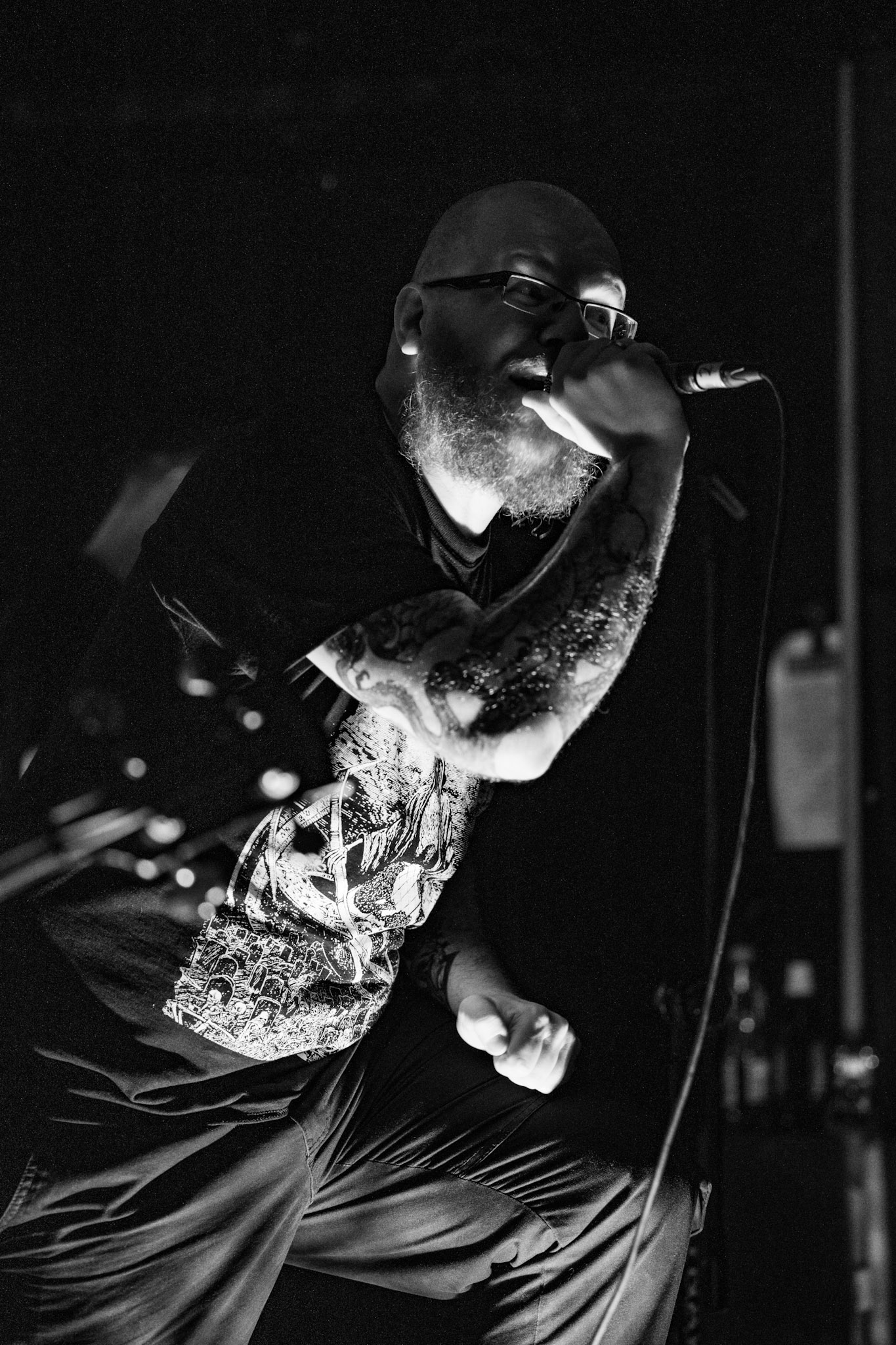 Mentor koncert w Warszawie, trasa Innowiercy Tour 2019
Black Metal Rock And Roll,
Raum's Chord - Guitar
Leviathan's Punch - Drums 
Gusion's Drone - Bass
King Of Nothing - Vocals
Knock Out Productions
fot. Andrzej Wasilkiewicz/REPORTER