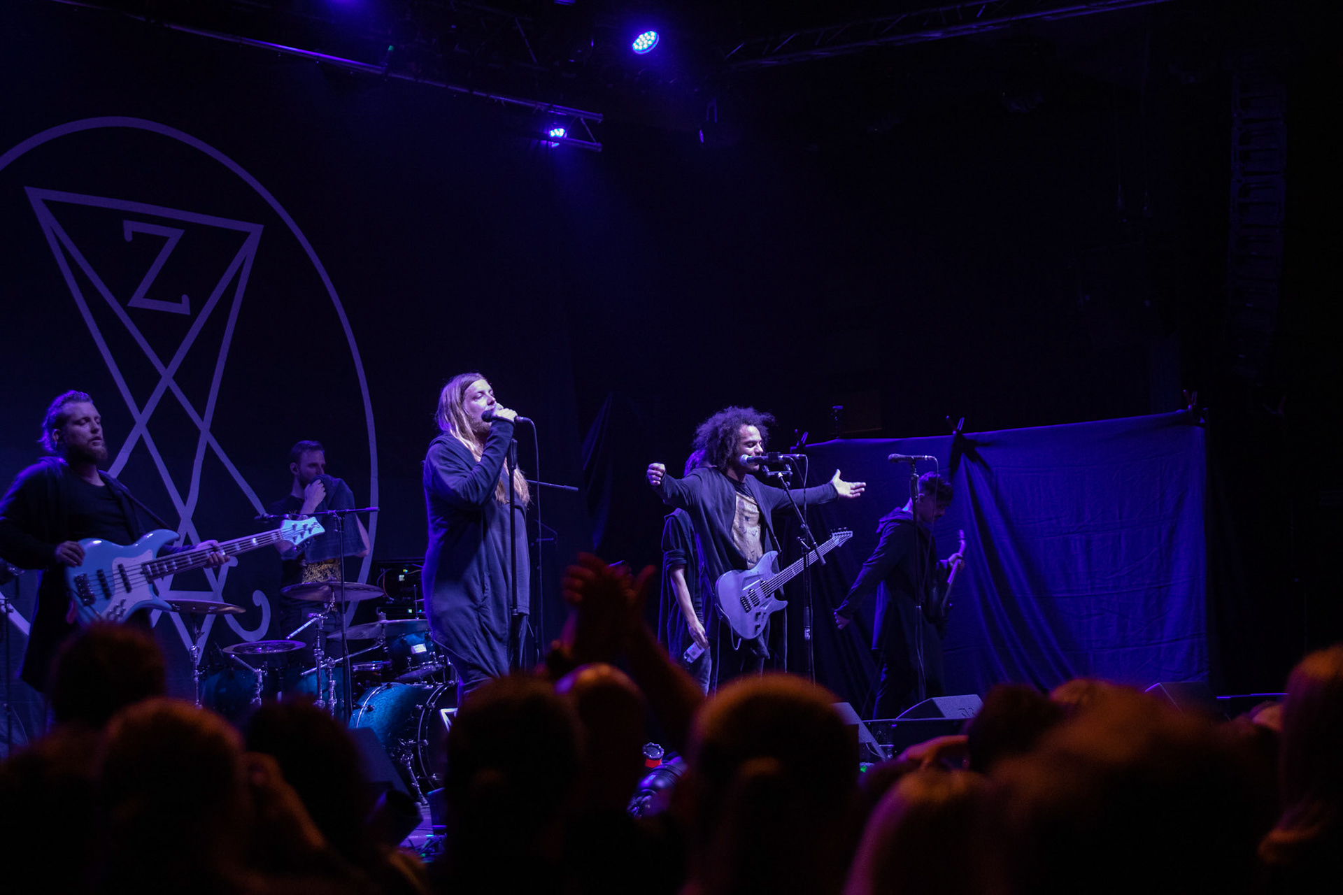 ZEAL & ARDOR - Szwajcaria - Blues, Gospel and Soul meet harsher music, black metal,
koncert w Warszawskiej Progresji w ramach trasy Ecclesia Diabolica Baltica.
fot. Andrzej Wasilkiewicz/Reporter