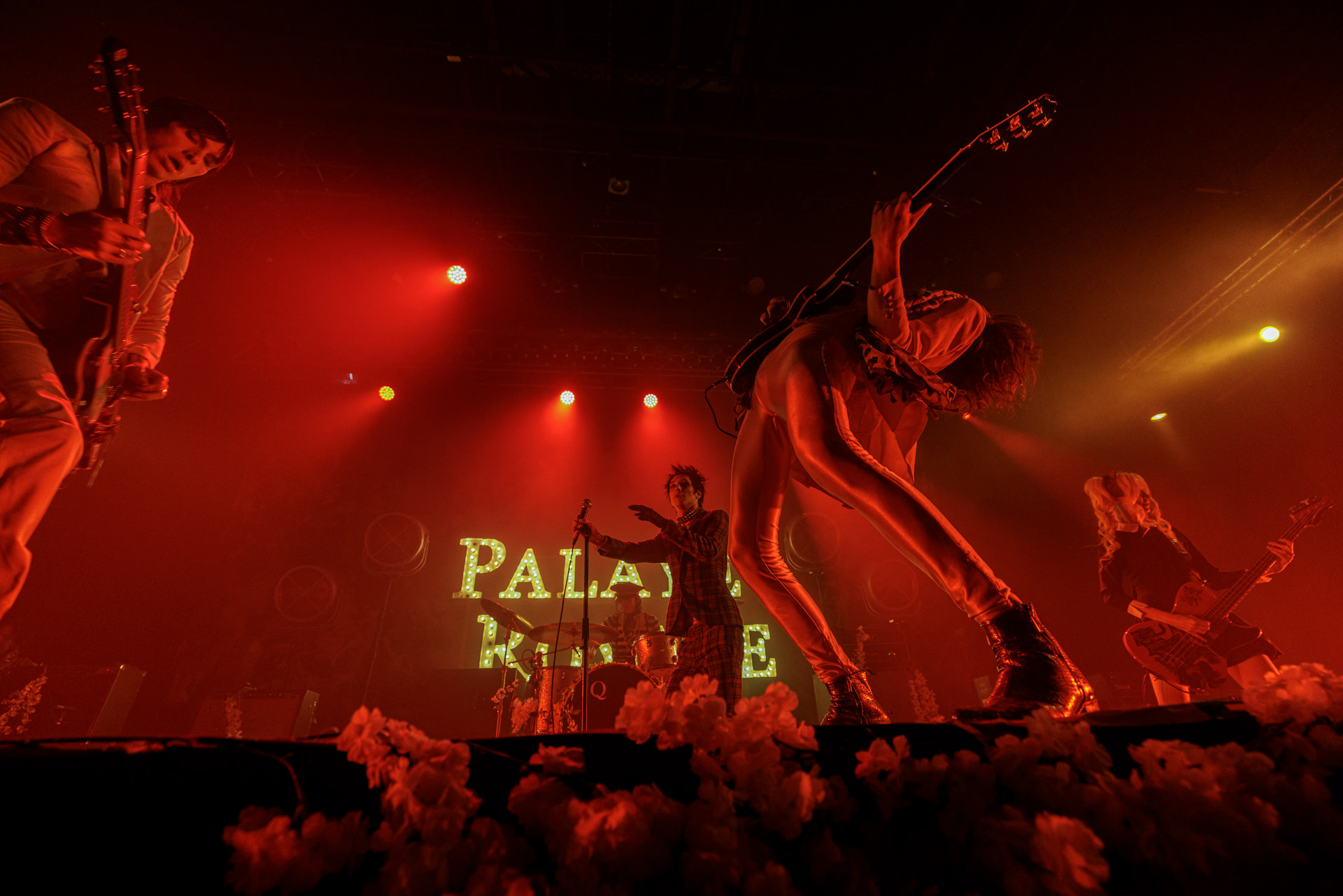 Palaye Royale - Warszawski koncert zespołu braci Kropp w Progresji. Art rock, rock and roll, glam rock, garage rock, indie rock, WiniaryBookings, fot. Andrzej Wasilkiewicz/Reporter