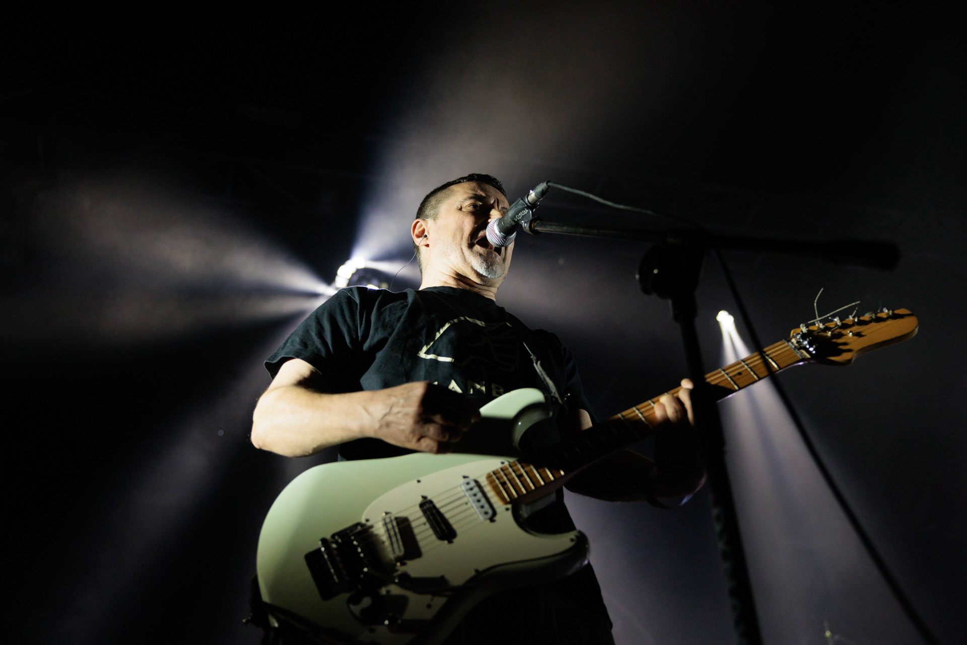 16.11.2021 Dezerter - 40 lecie,koncert Warszawa Palladium. N/z Robert Robal Matera gitara, Dezerter, SS20, Punk, Punkrock, hardcore, rock.fot. Andrzej Wasilkiewicz/REPORTER