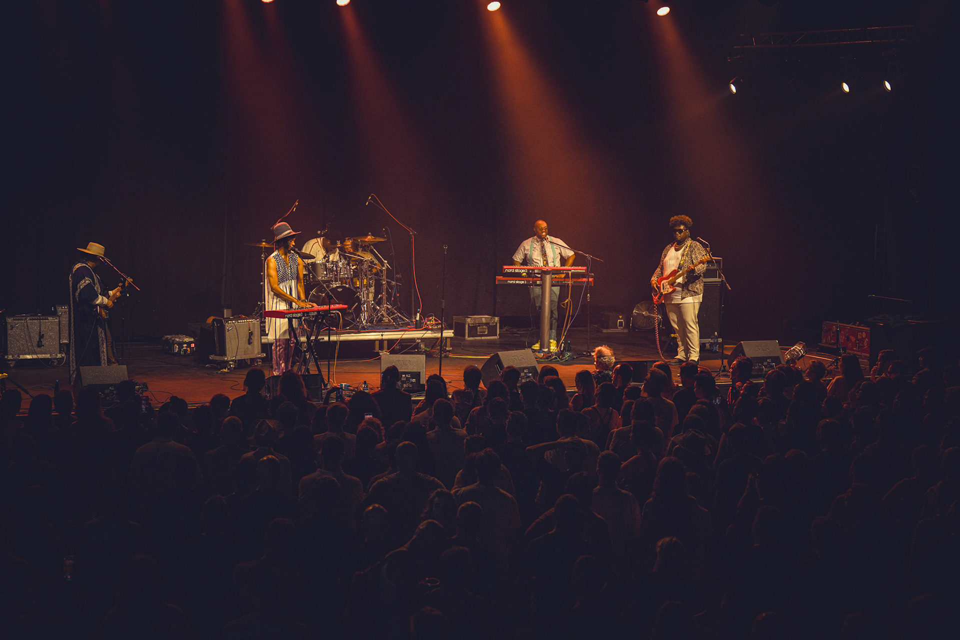 2024.07.16 Fantastic Negrito w warszawskiej Progresji  -  fot. Andrzej Wasilkiewicz kaziq.com