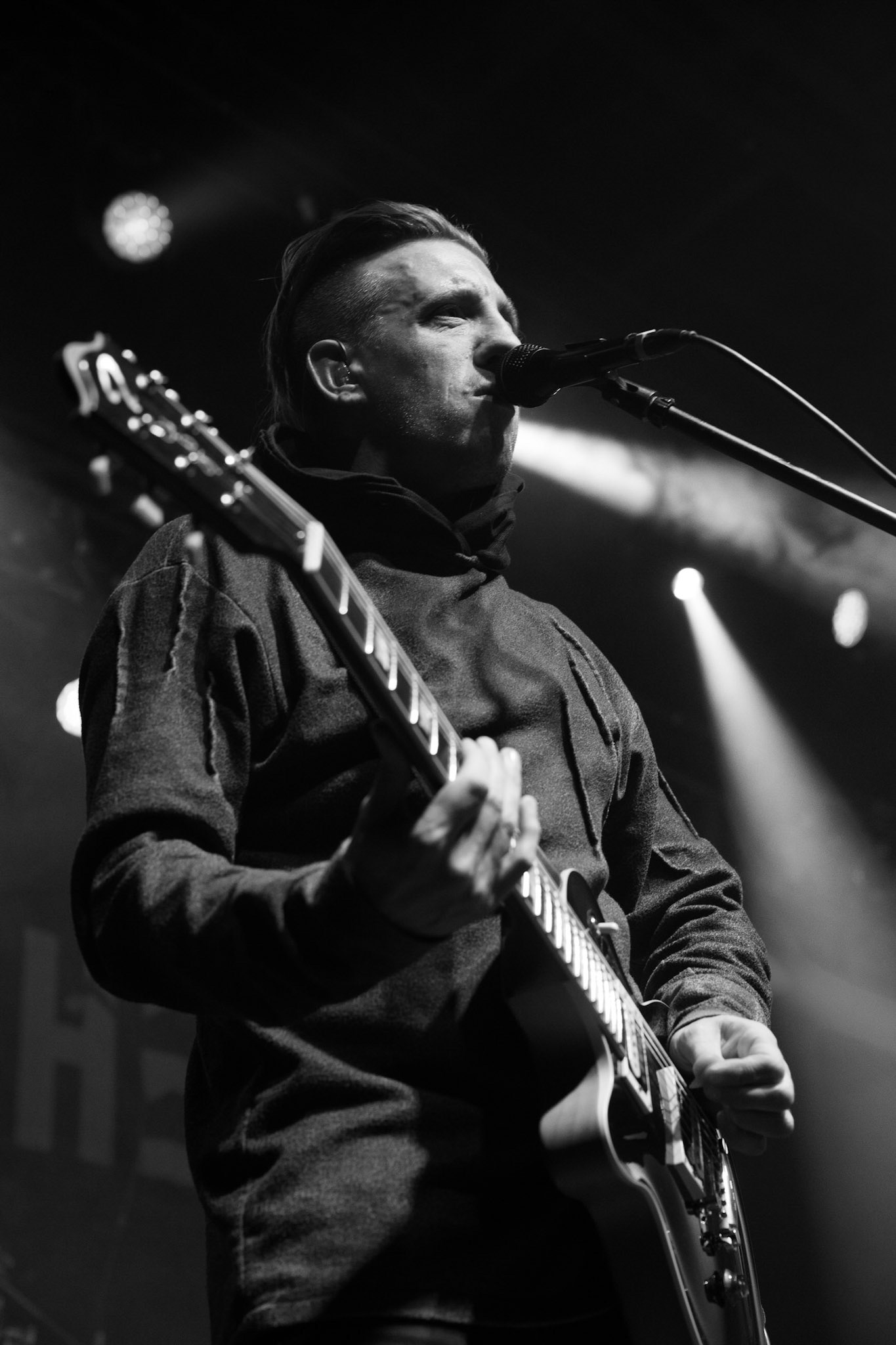 WHEEL - Finlandia/Wielka Brytania. progrock, metal. ames Lascelles - Vocals, GuitarRoni Seppänen - Lead GuitarMikko Määttä - BassSanteri Saksala - DrumsKnock Out ProductionsProgresja Warszawa. fot. Andrzej Wasilkiewicz/Reporter