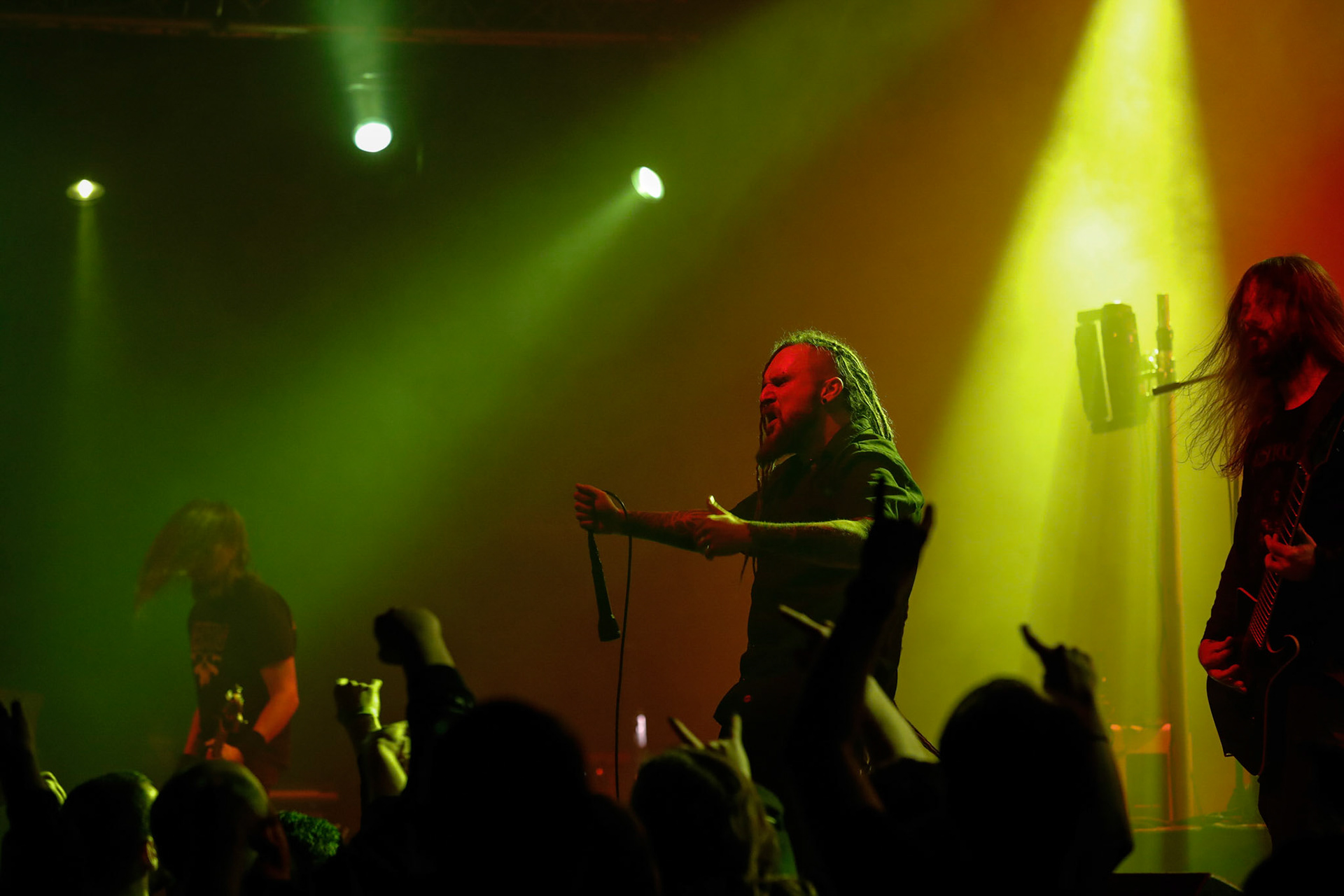 30.11.2018 Knock Out Tour 2018 - Warszawa Progresja - DECAPITATED - techniczny death metal, groove metal,

Wacław „Vogg” Kiełtyka gitara,
Rafał "Rasta" Piotrowski wokal, 
Michał "Młody" Łysejko perkusja,
Hubert Więcek gitara basowa, fot. Andrzej Wasilkiewicz/Reporter