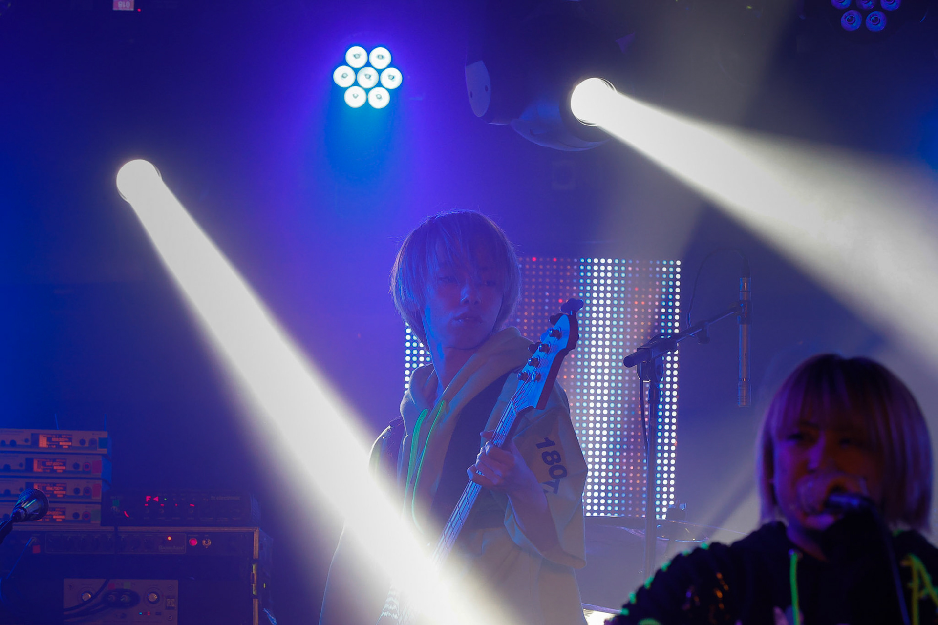 27.01.2020 Warszawa Klub Proxima koncert AliA. Europejska trasa japońskiej grupy AliA  AliAliVe2020 Around the World ReAliVe 
Slide Sunset, Knock Out Productions, 
fot. Andrzej Wasilkiewicz/REPORTER