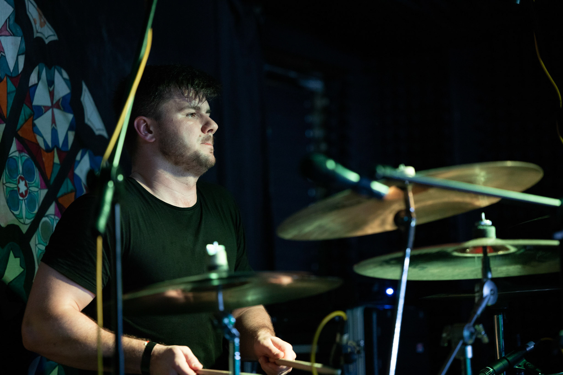 Armia - punk rock, hardcore,
Tomasz Budzyński - głos,
Stanisław Budzyński - gitara,
Jakub Bartoszewski - waltornia, instrumenty klawiszowe,
Amadeusz Kaźmierczak - perkusja,
Darek Budkiewicz - gitara basowa,
fot. Andrzej kaziq Wasilkiewicz