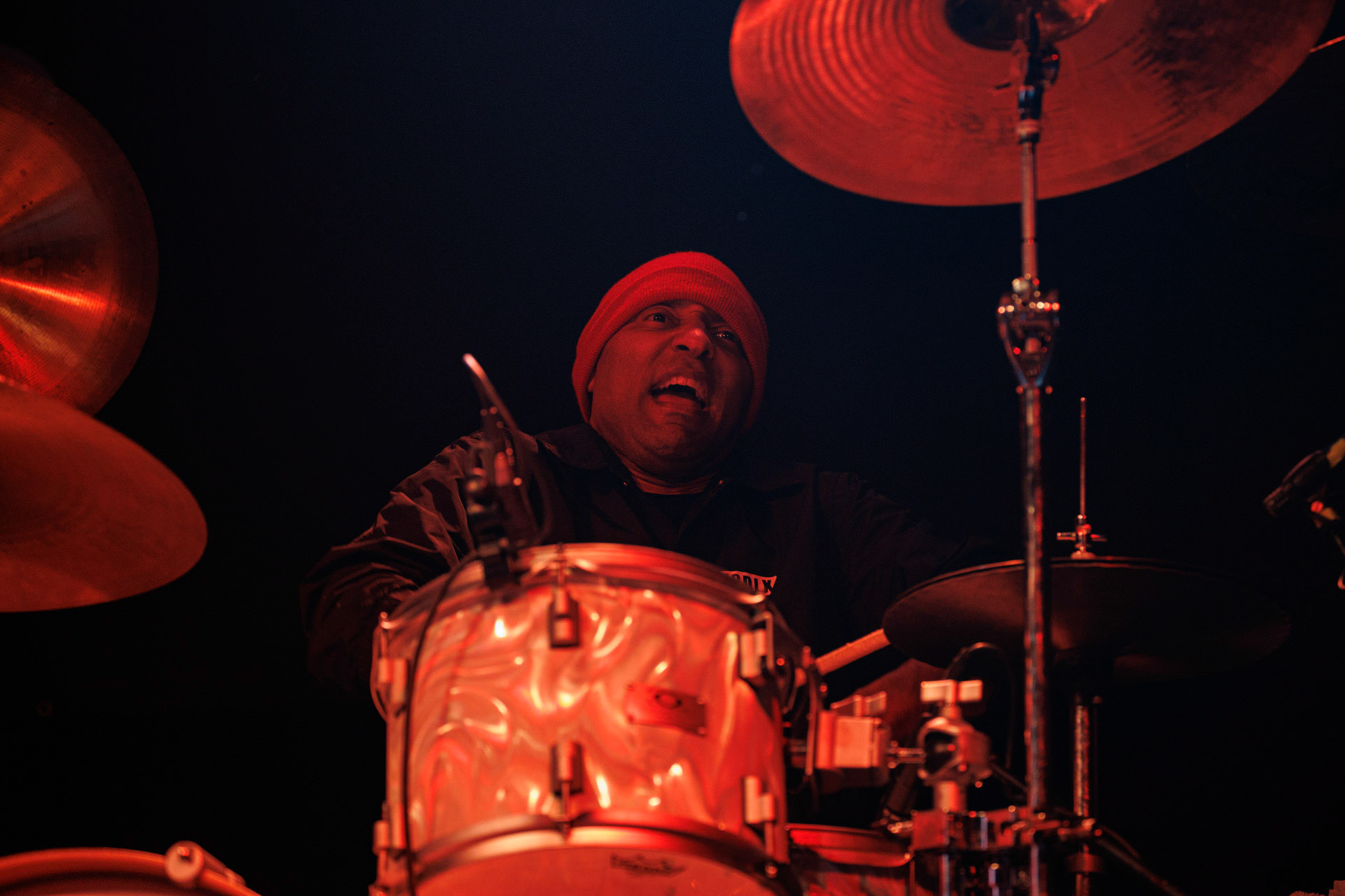 30.11.2021 koncert Dog Eat Dog - USA - hardcore, punkrock, rap, metal, hip hop, reggae, soul, funk,n/z Dave Neabore (bass), n/z John Connor (vocals), n/z Brandon Finley (drums), n/z Roger Hammerli (guitar),n/z Bozez (sax &amp; beer),koncert Warszawa, Progresja 25 lat albumu Play Games -  Dog Eat Dog.fot. Andrzej Wasilkiewicz/Reporter