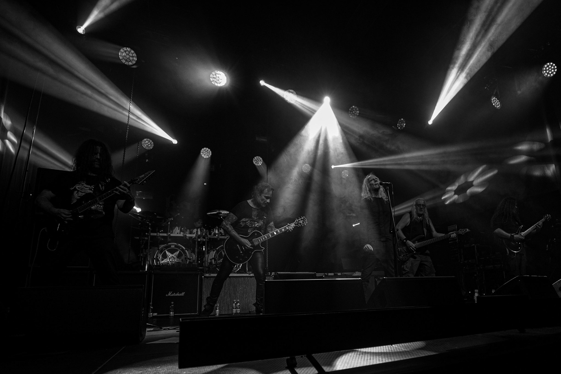 12.09.2021 - KAT i Roman Kostrzewski - koncert "Do zobaczenia w piekle" Wroclaw, Centrum Koncertowe A2.  Roman Kostrzewski – wokalJacek Nowak – perkusjaKrzysztof Pistelok – gitaraJacek Hiro – gitaraMichal Laksa – basGościnnie: Adam „Nergal” Darski (Behemoth)Piotr „Peter” Wiwczarek (Vader),Tomasz „Titus” Pukacki (Acid Drinkers)Adrian „Fred” Frelich (Dragon)Krzysztof „Fazi” Oset (ex-Kat)Piotr „Mancover” Mańkowski (Wolf Spider)Wacław „Vogg” Kiełtyka (Decapitated)Marek „Spider” Pająk (Vader)Jarek „Gronos” Gronowski (Dragon, ex-Kat)Paweł „Baitel” Pasek (Decapitated) Piotr Radecki (ex-Kat &amp; Roman Kostrzewski)fot. Andrzej kaziq Wasilkiewicz