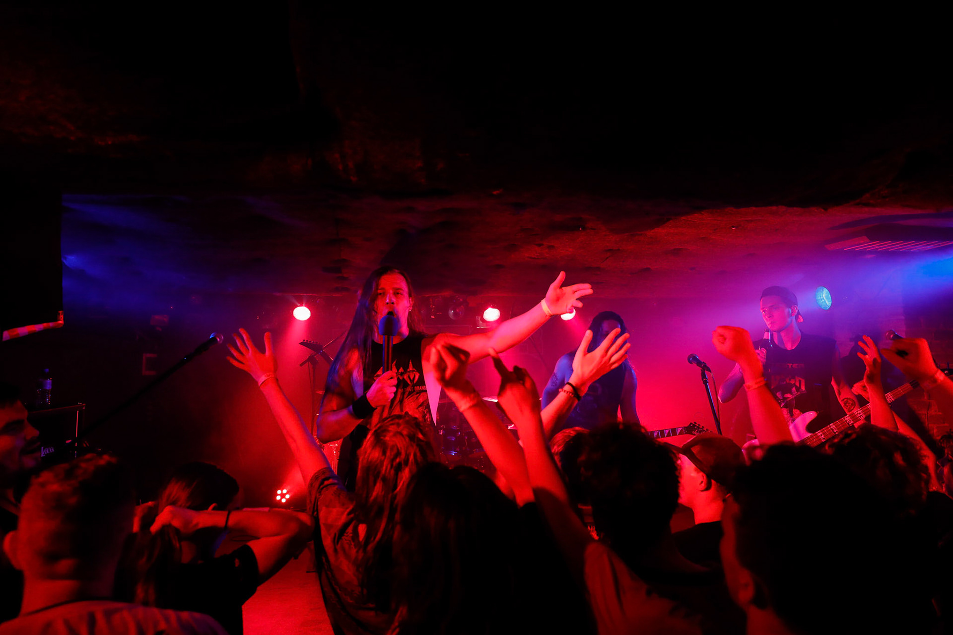 Tester Gier - Rybnik, Polska,
Crossover Thrash, Techniczny Punk Rock, hardcore,