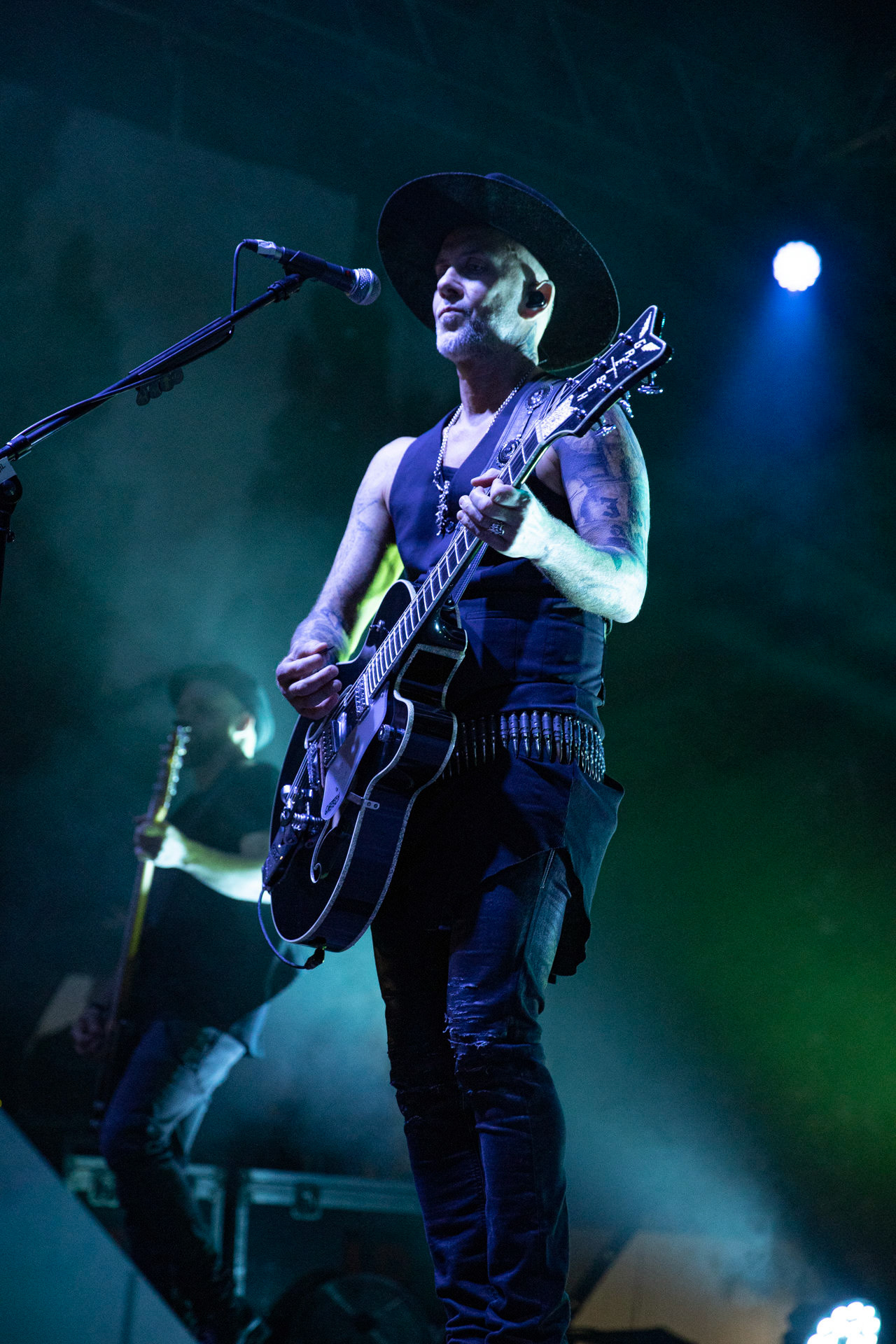 13.08.2021 koncert Me And That Man w Warszawie,Letnia scena Progresji, Gramy do Woli.n/z Adam Nergal Darski - gitara, wokal,Fot. Andrzej Wasilkiewicz/Reporter