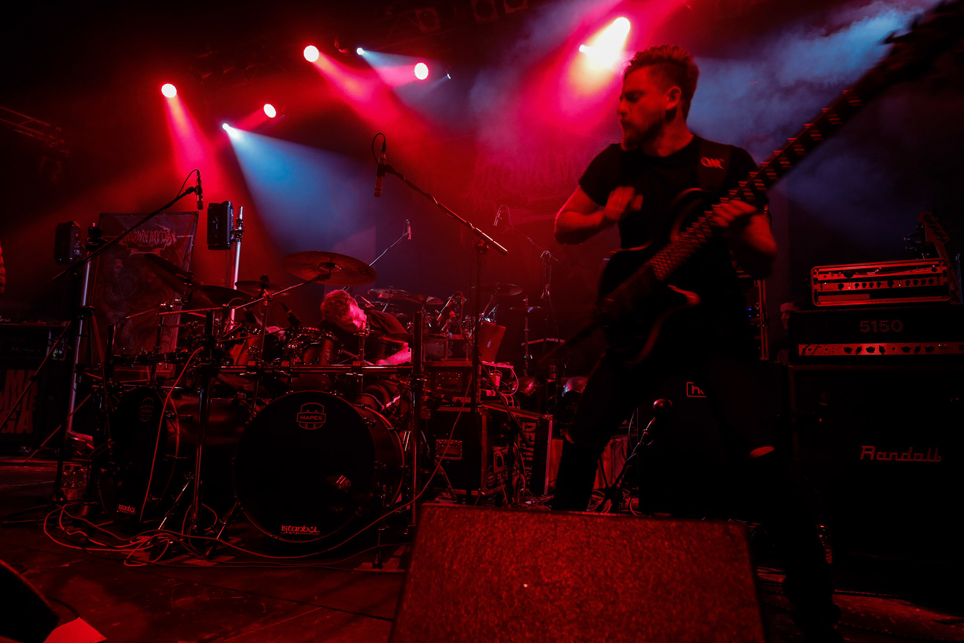 30.11.2018 Knock Out Tour 2018 - Warszawa Progresja - DROWN MY DAY deathcore, metalcore, death metal, 

Maciek "Groov" Korczak wokal, 
Arkadiusz Antosz gitara basowa, 
Sergiusz Smolnicki gitara, 
Sławomir Wojtas gitara, 
Kuba Homik perkusja, fot. Andrzej Wasilkiewicz/Reporter